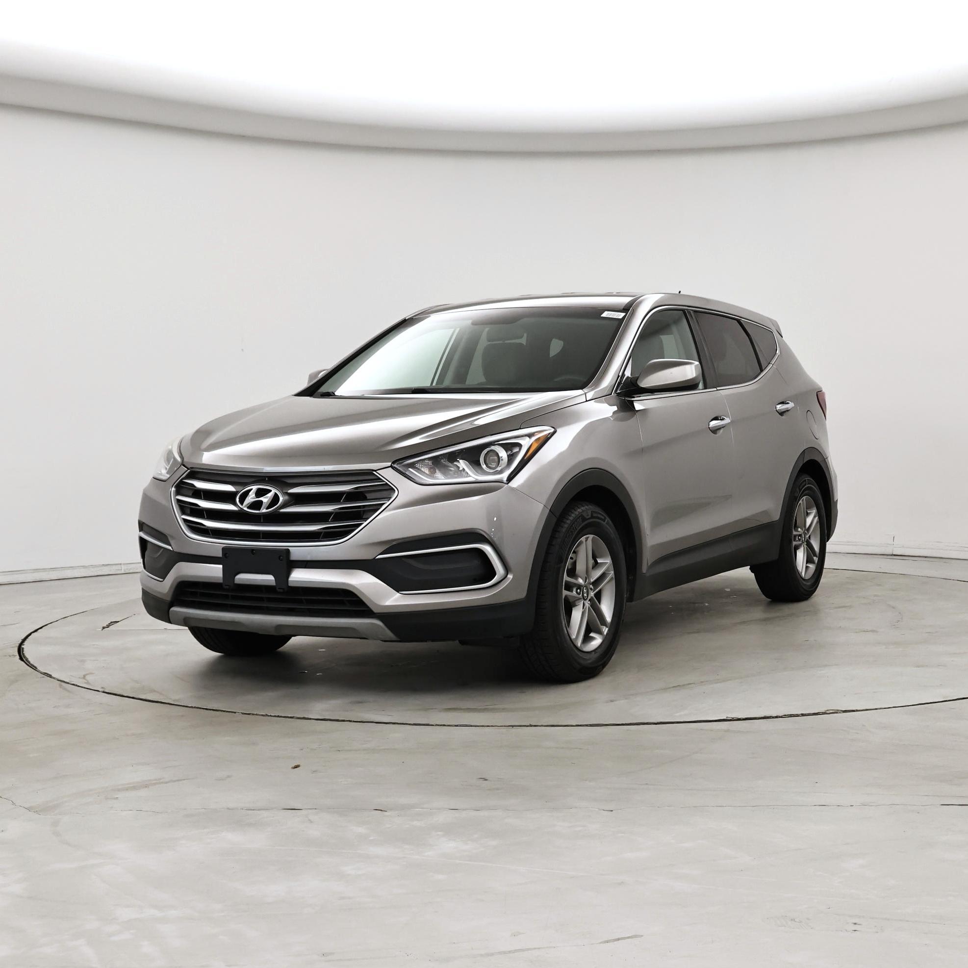 Thumbnail: 2018 Hyundai Santa Fe - 4