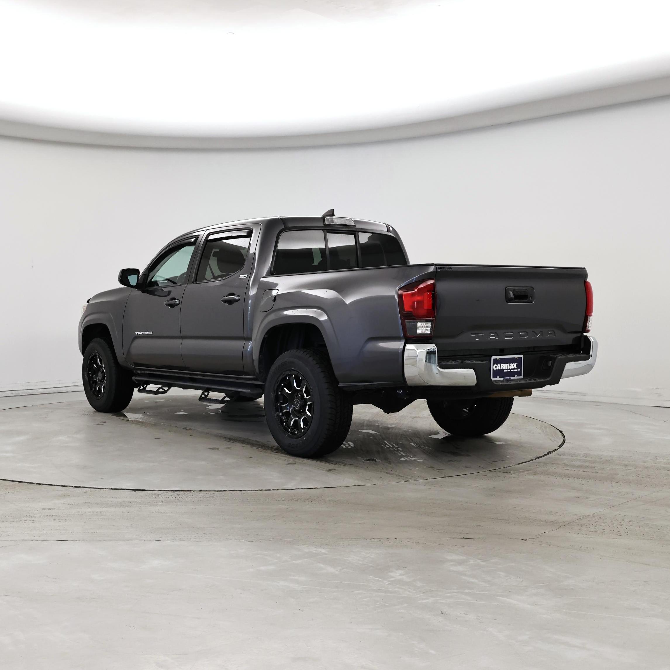 Thumbnail: 2019 Toyota Tacoma - 2