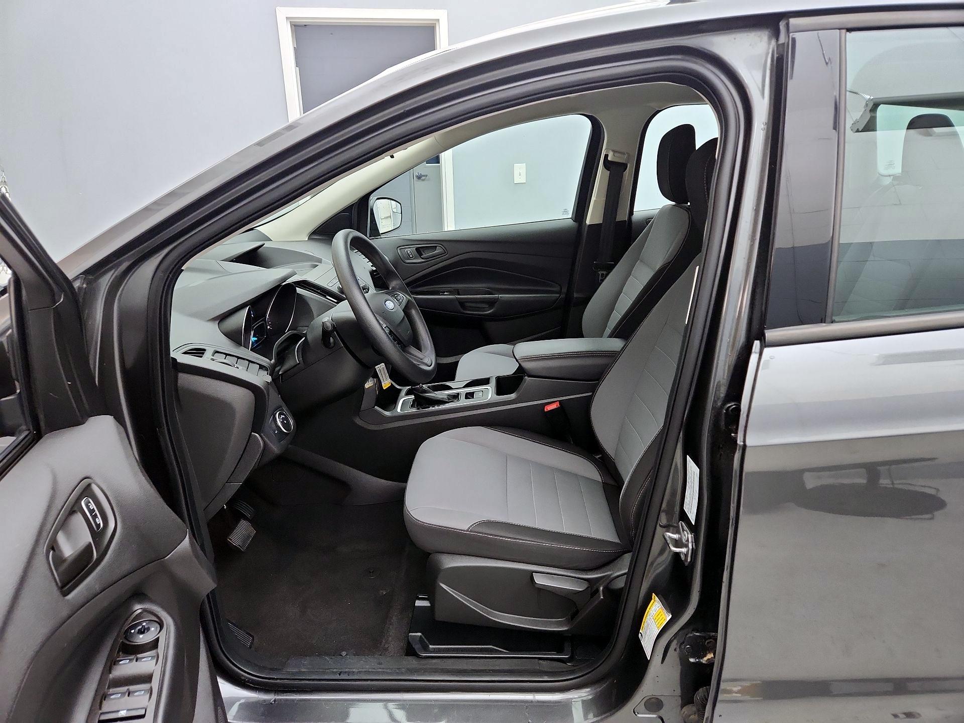 Thumbnail: 2019 Ford Escape - 11