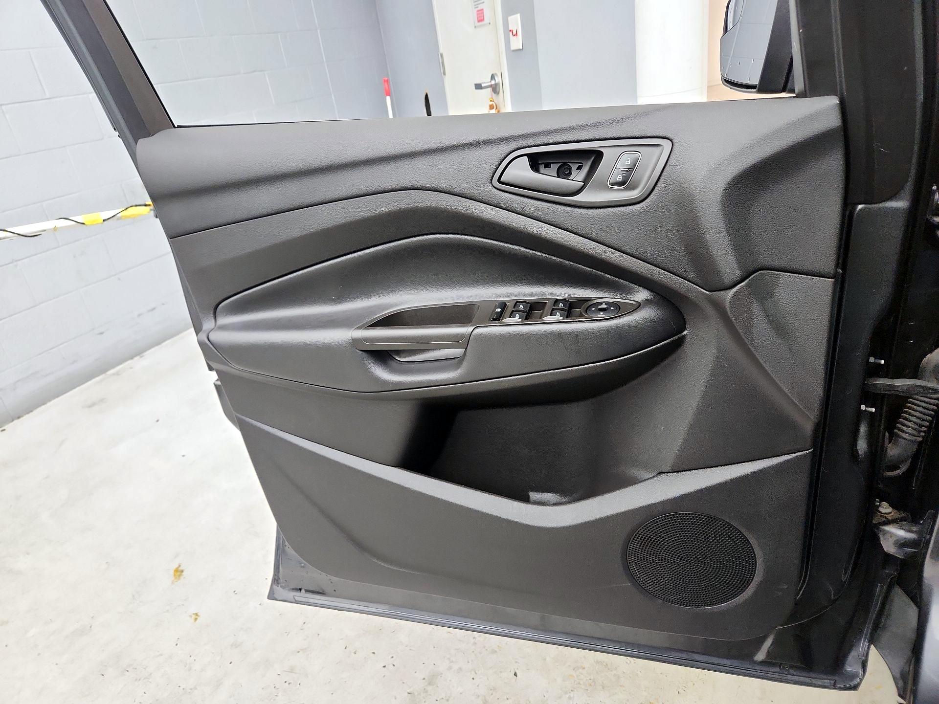 Thumbnail: 2019 Ford Escape - 12