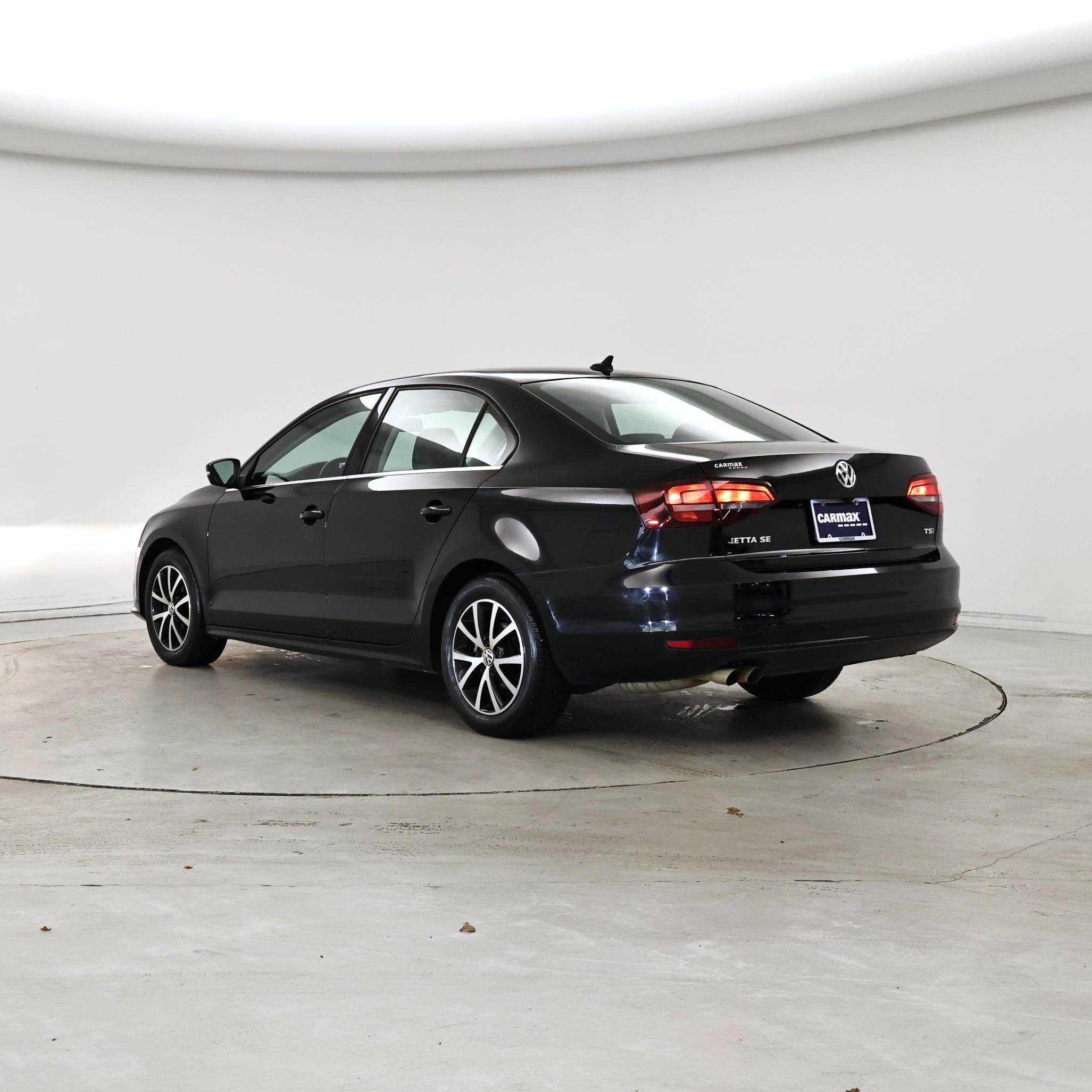 Thumbnail: 2017 Volkswagen Jetta - 2