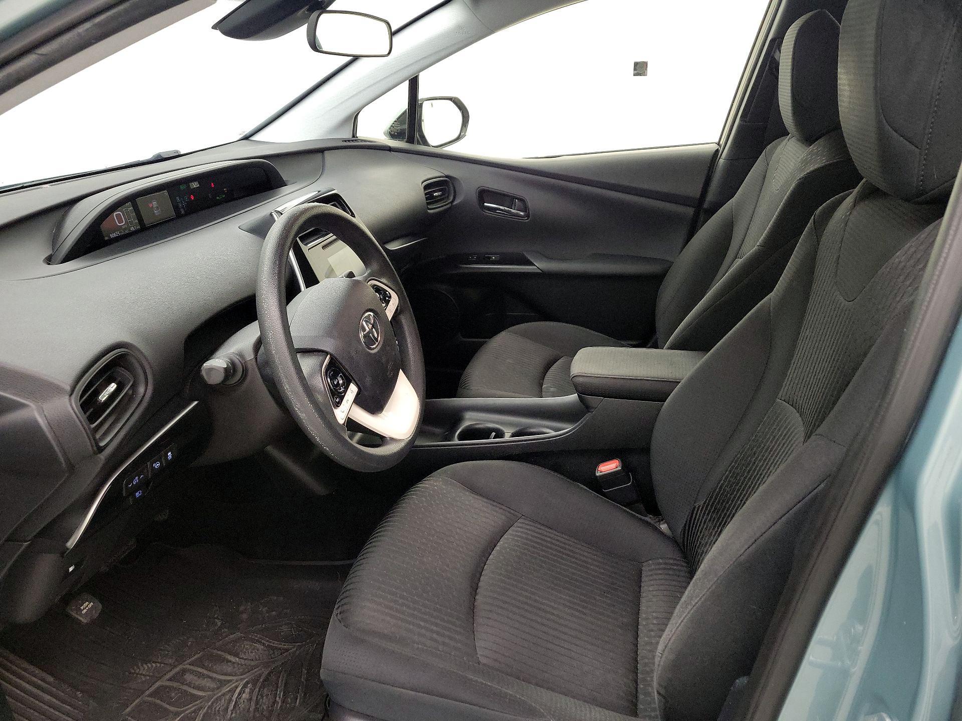 Thumbnail: 2018 Toyota Prius - 11