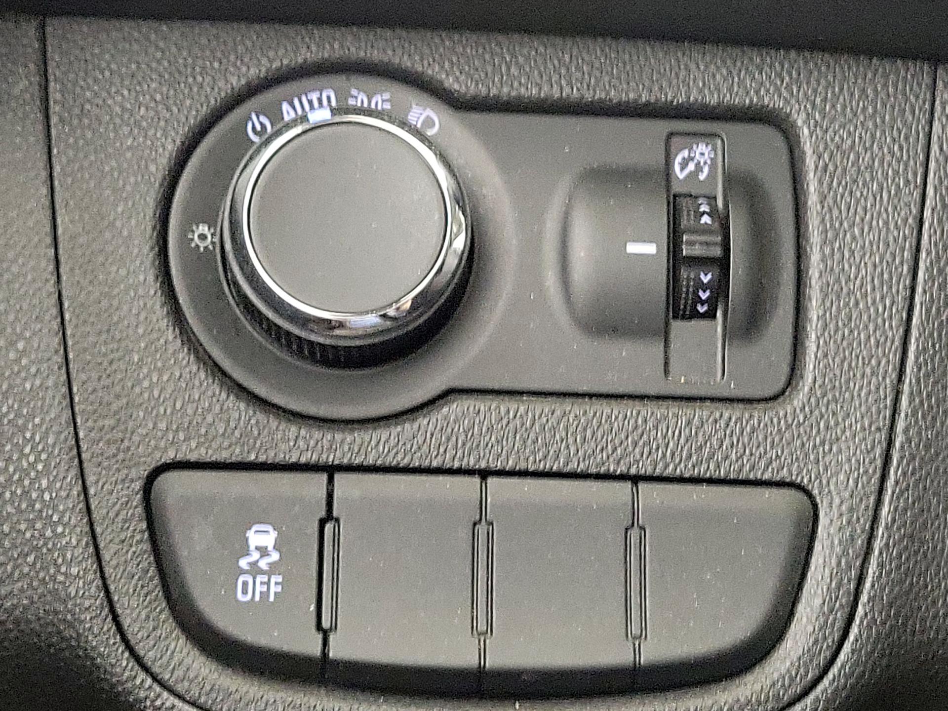 Thumbnail: 2017 Chevrolet Spark - 13