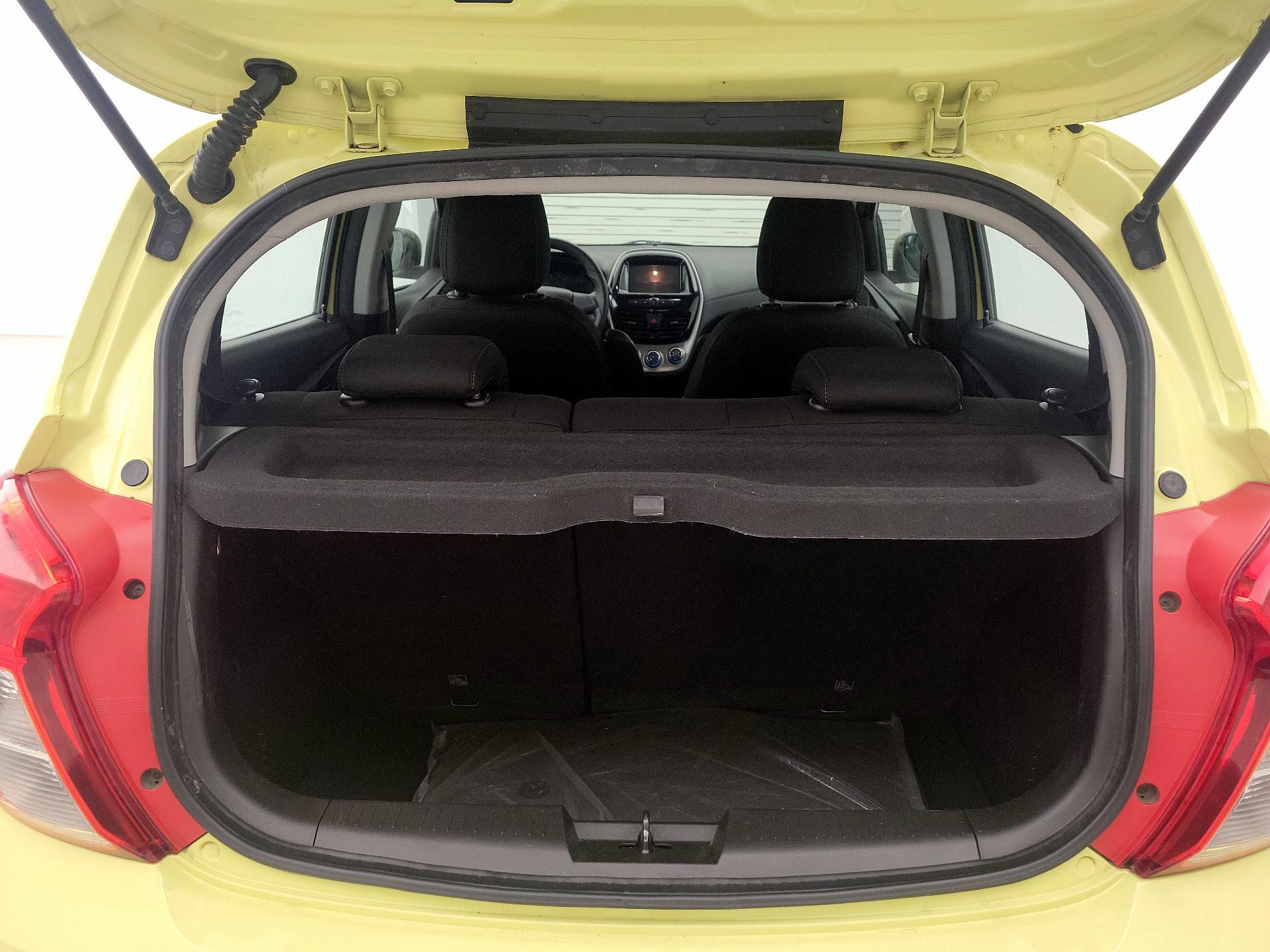 Thumbnail: 2017 Chevrolet Spark - 20