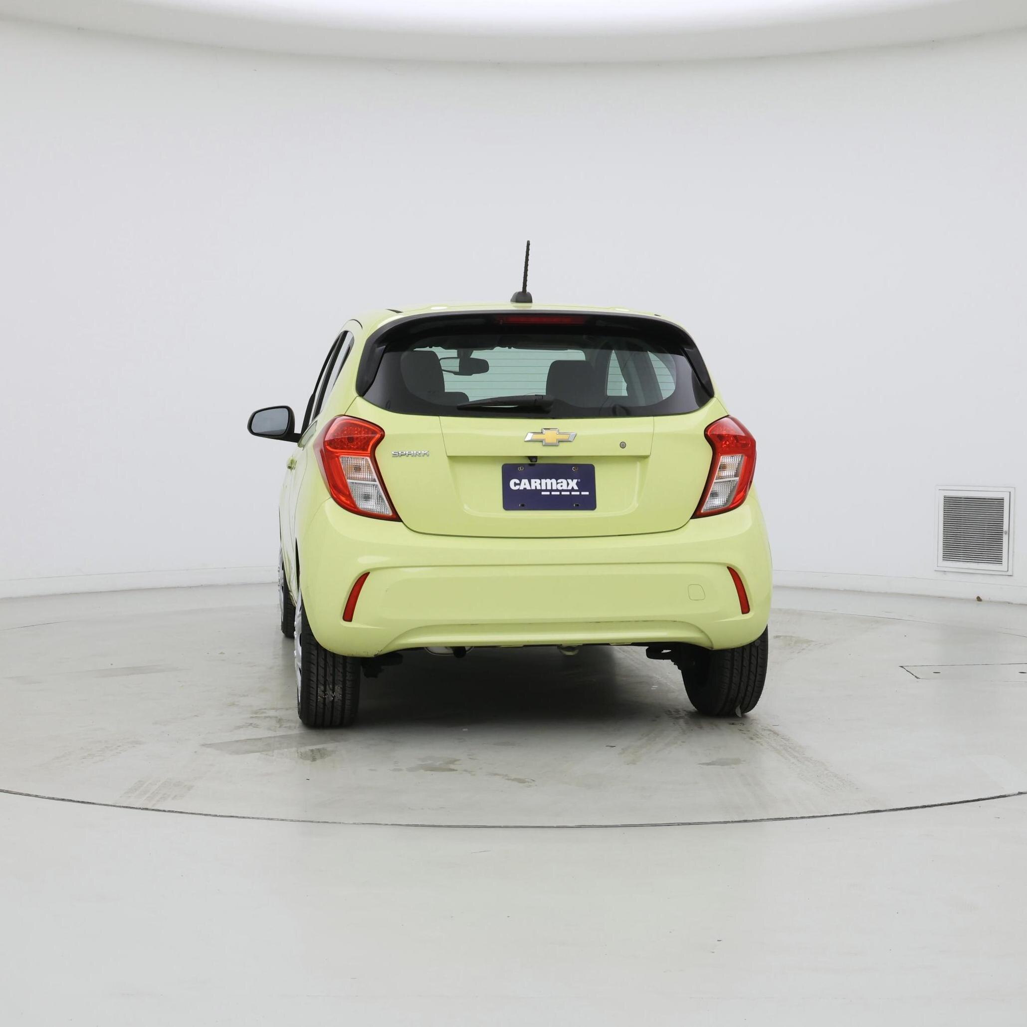 Thumbnail: 2017 Chevrolet Spark - 6