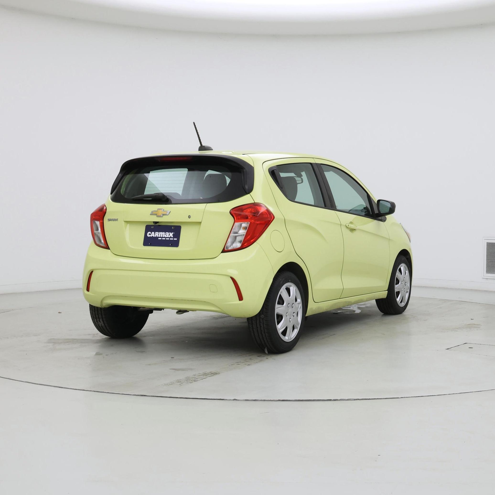 Thumbnail: 2017 Chevrolet Spark - 8
