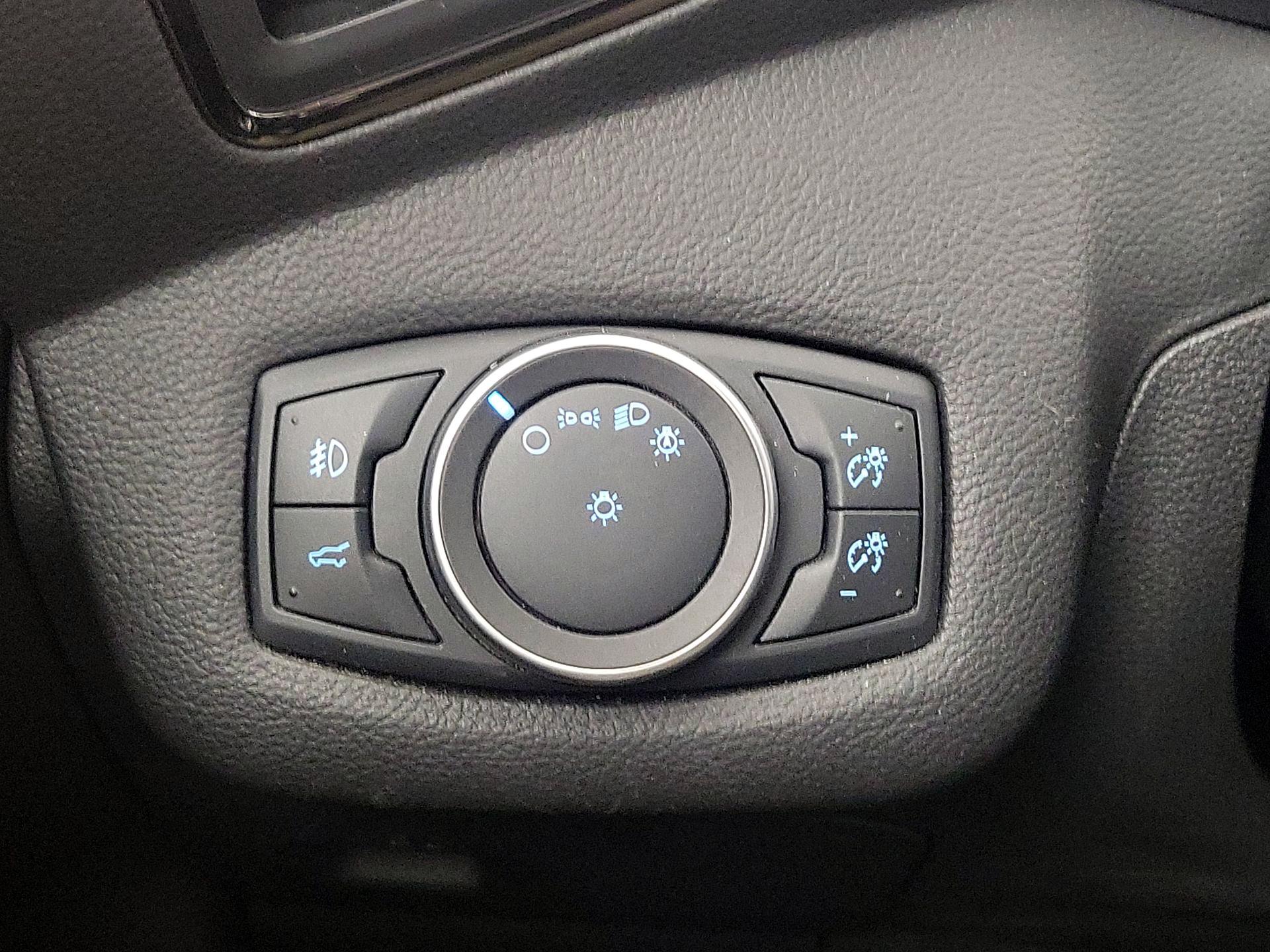 Thumbnail: 2017 Ford Escape - 13
