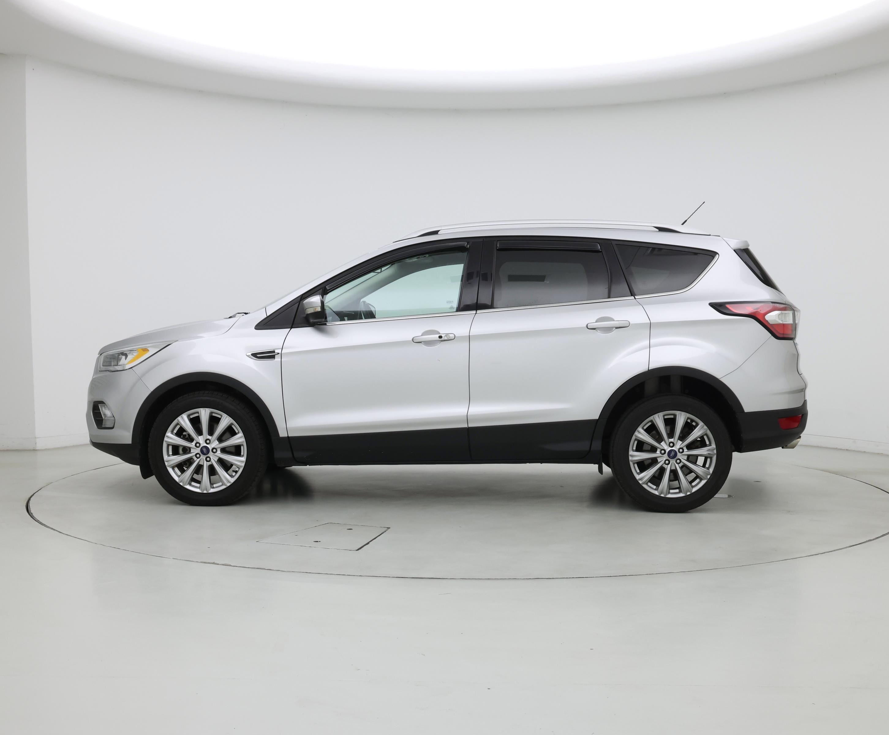 Thumbnail: 2017 Ford Escape - 3