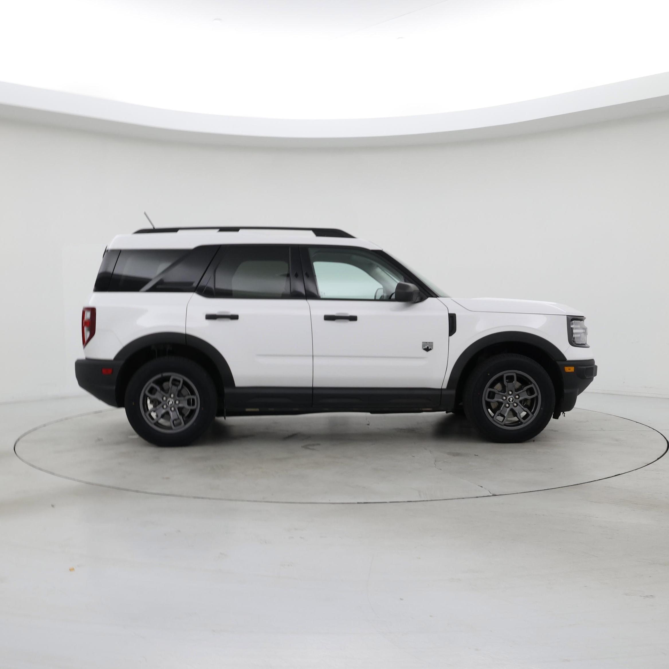 Thumbnail: 2022 Ford Bronco Sport - 7