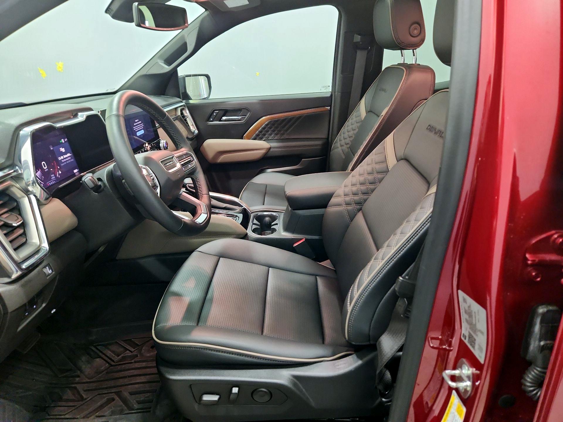 Thumbnail: 2023 GMC Canyon - 11