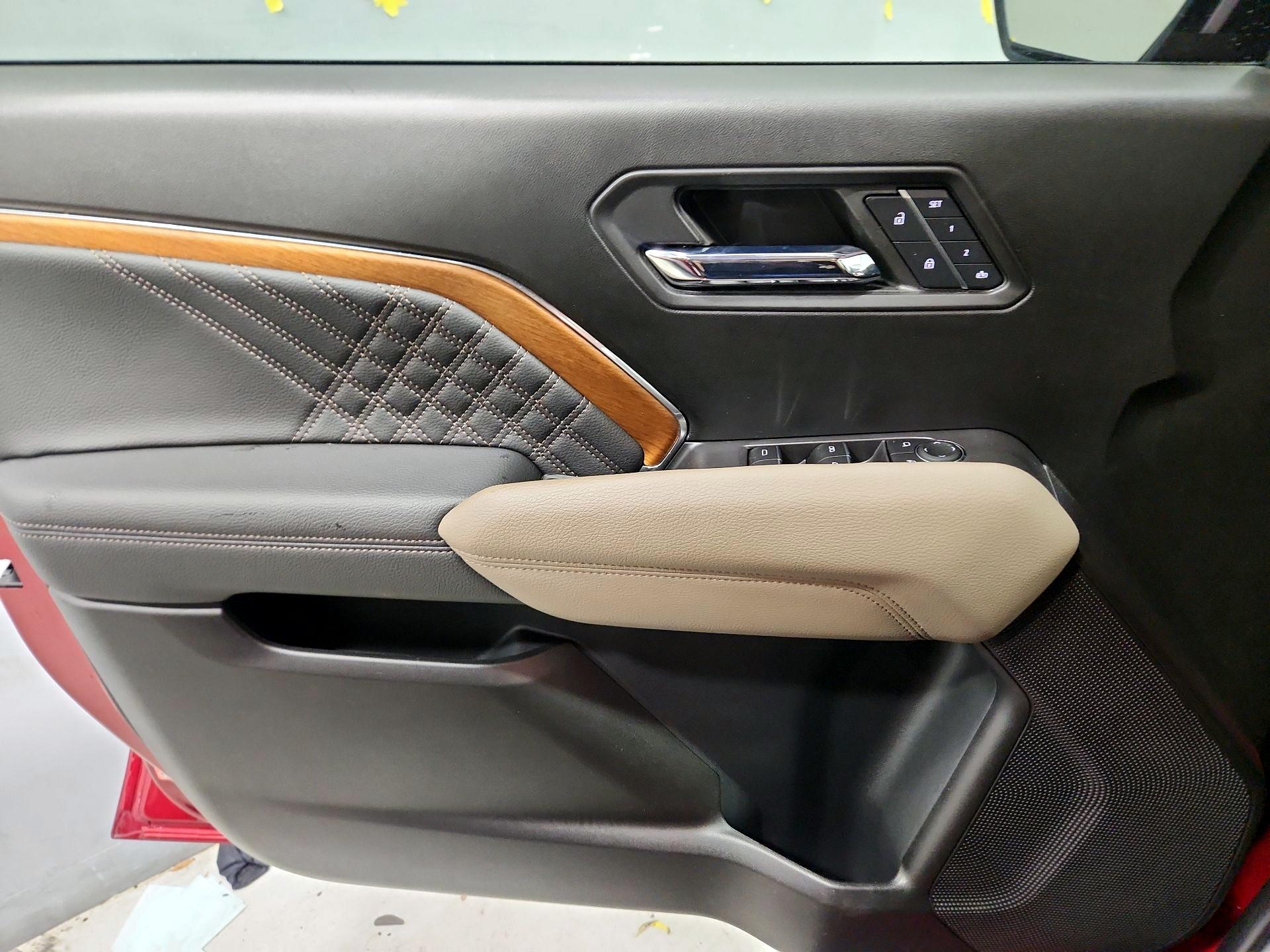 Thumbnail: 2023 GMC Canyon - 12