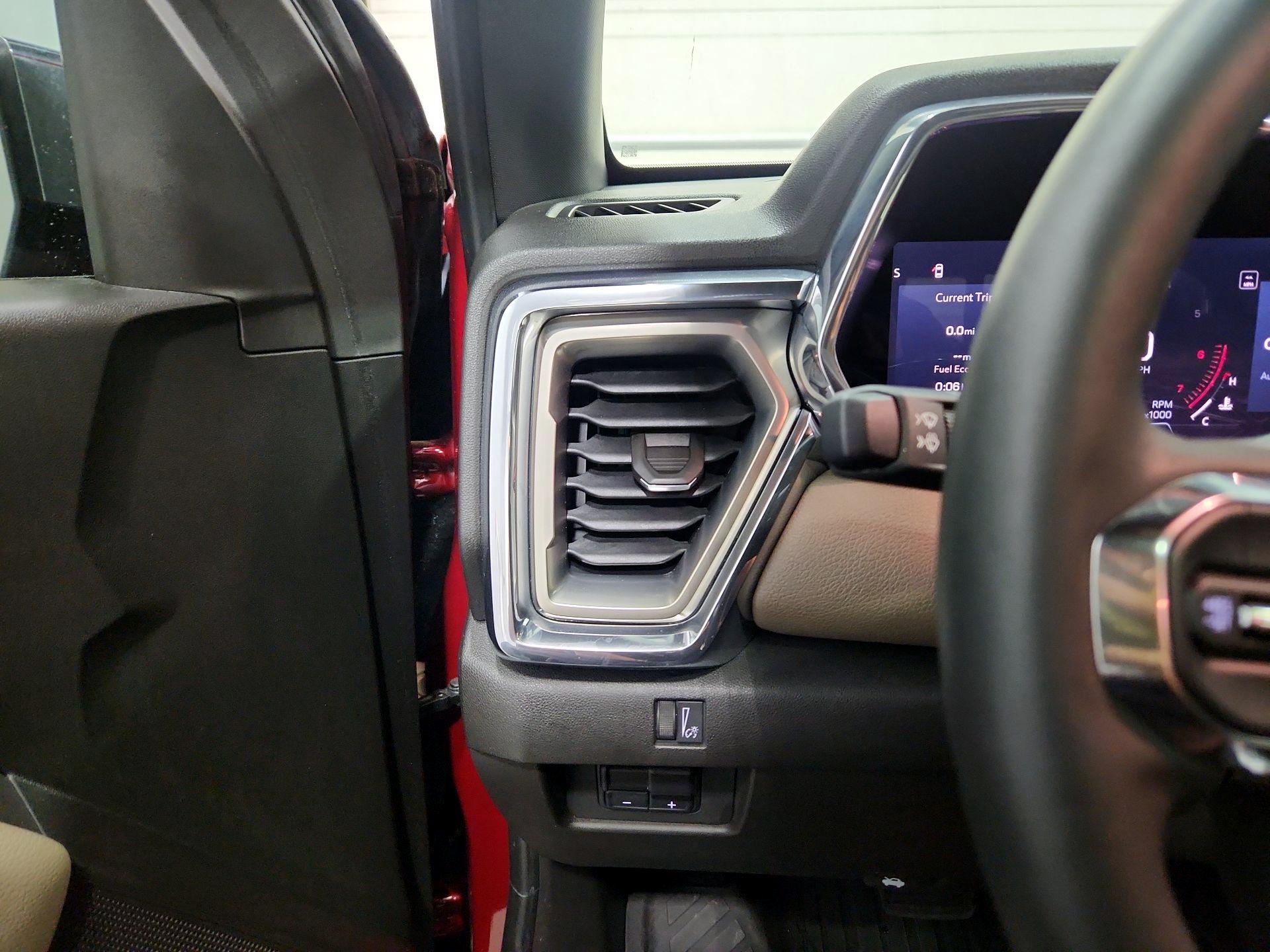 Thumbnail: 2023 GMC Canyon - 13