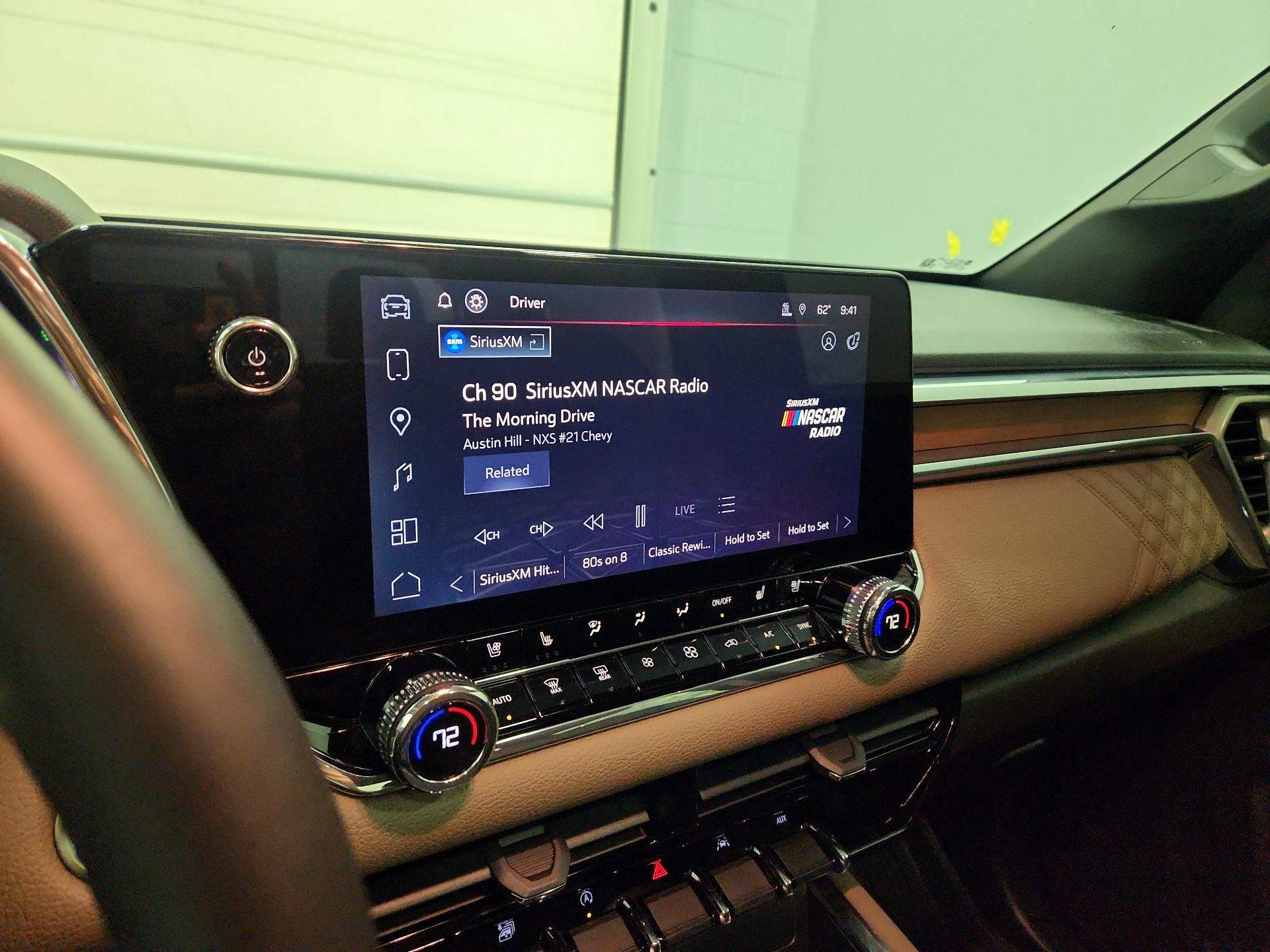 Thumbnail: 2023 GMC Canyon - 16