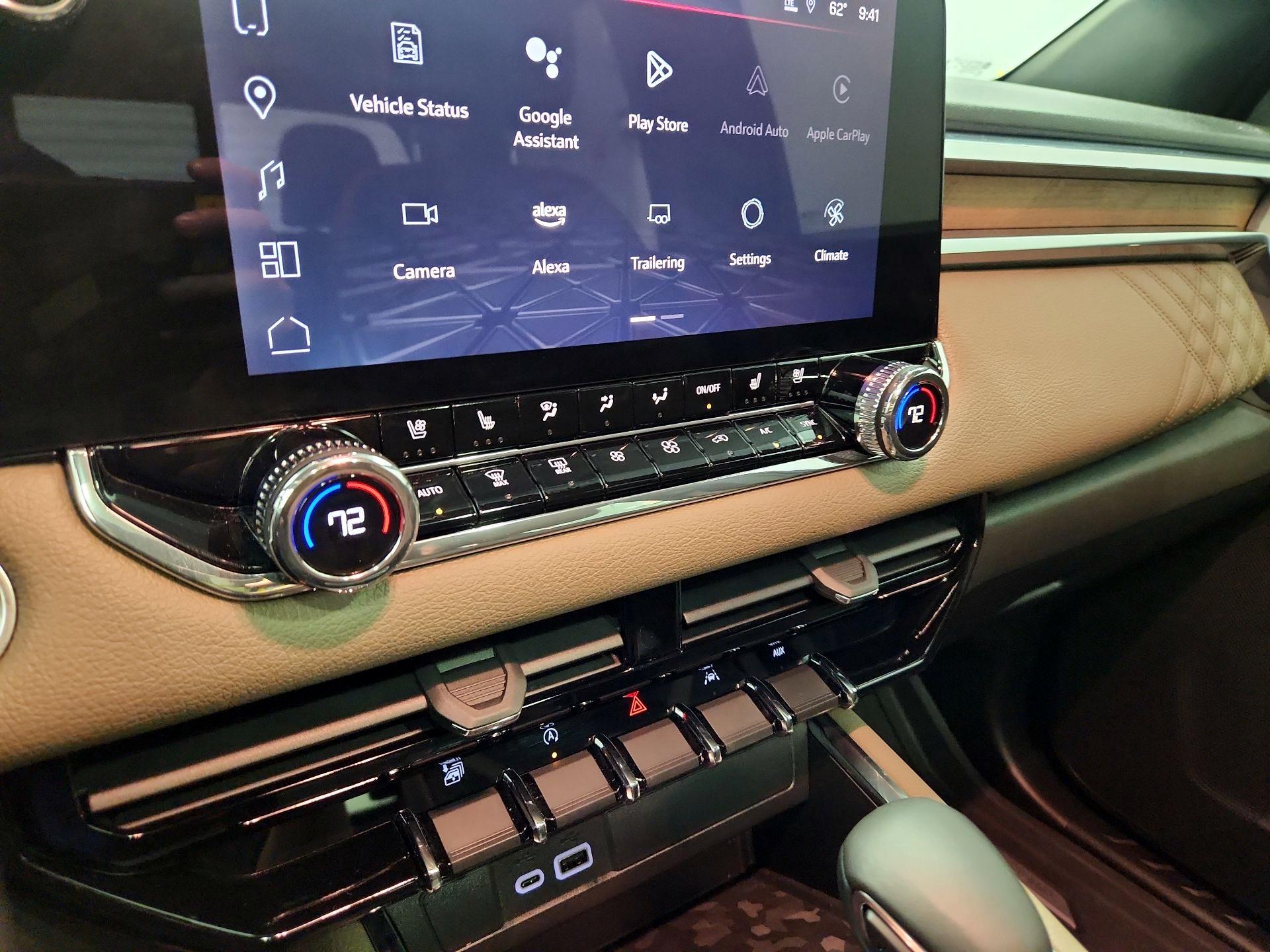 Thumbnail: 2023 GMC Canyon - 17