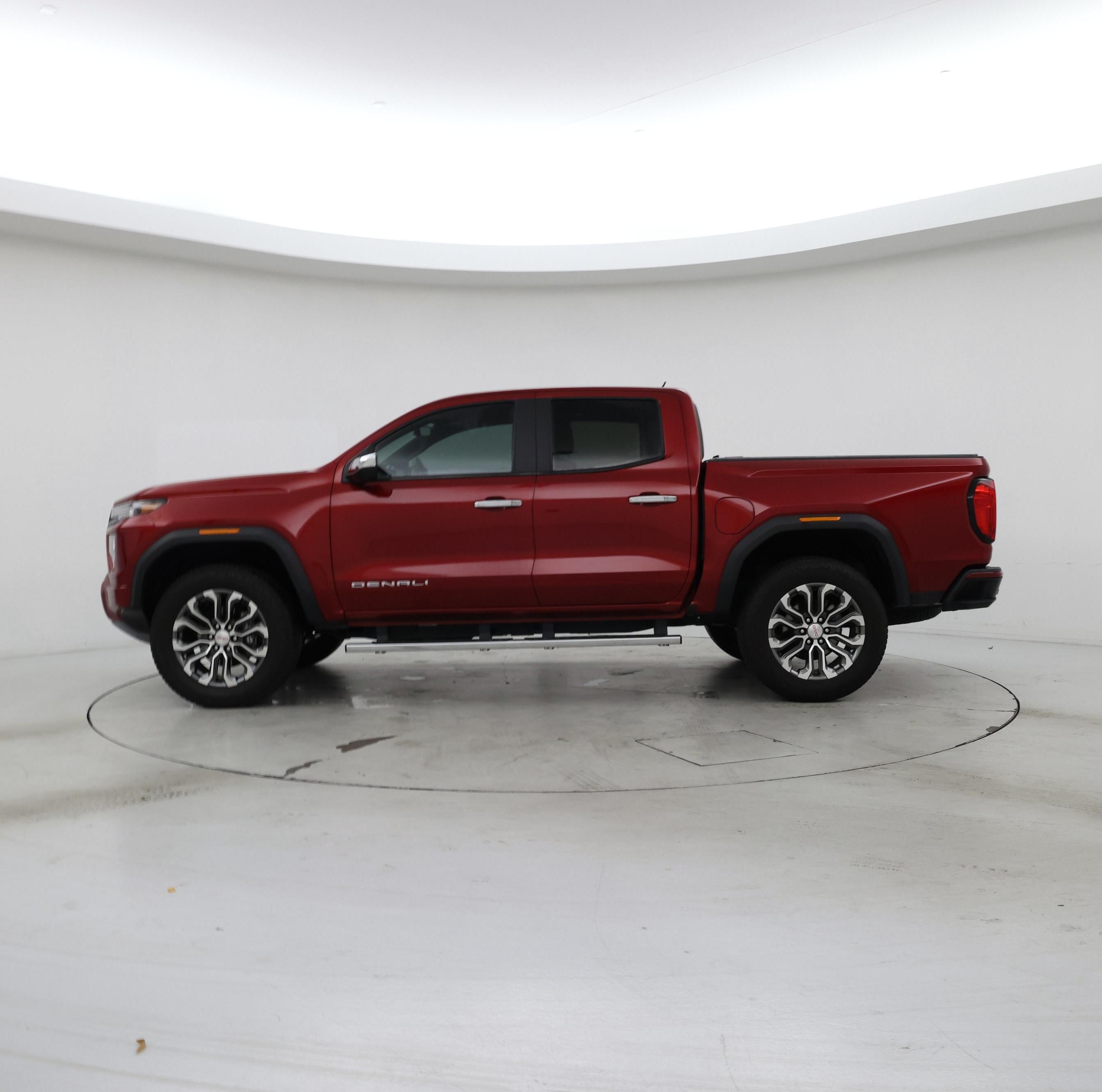 Thumbnail: 2023 GMC Canyon - 3