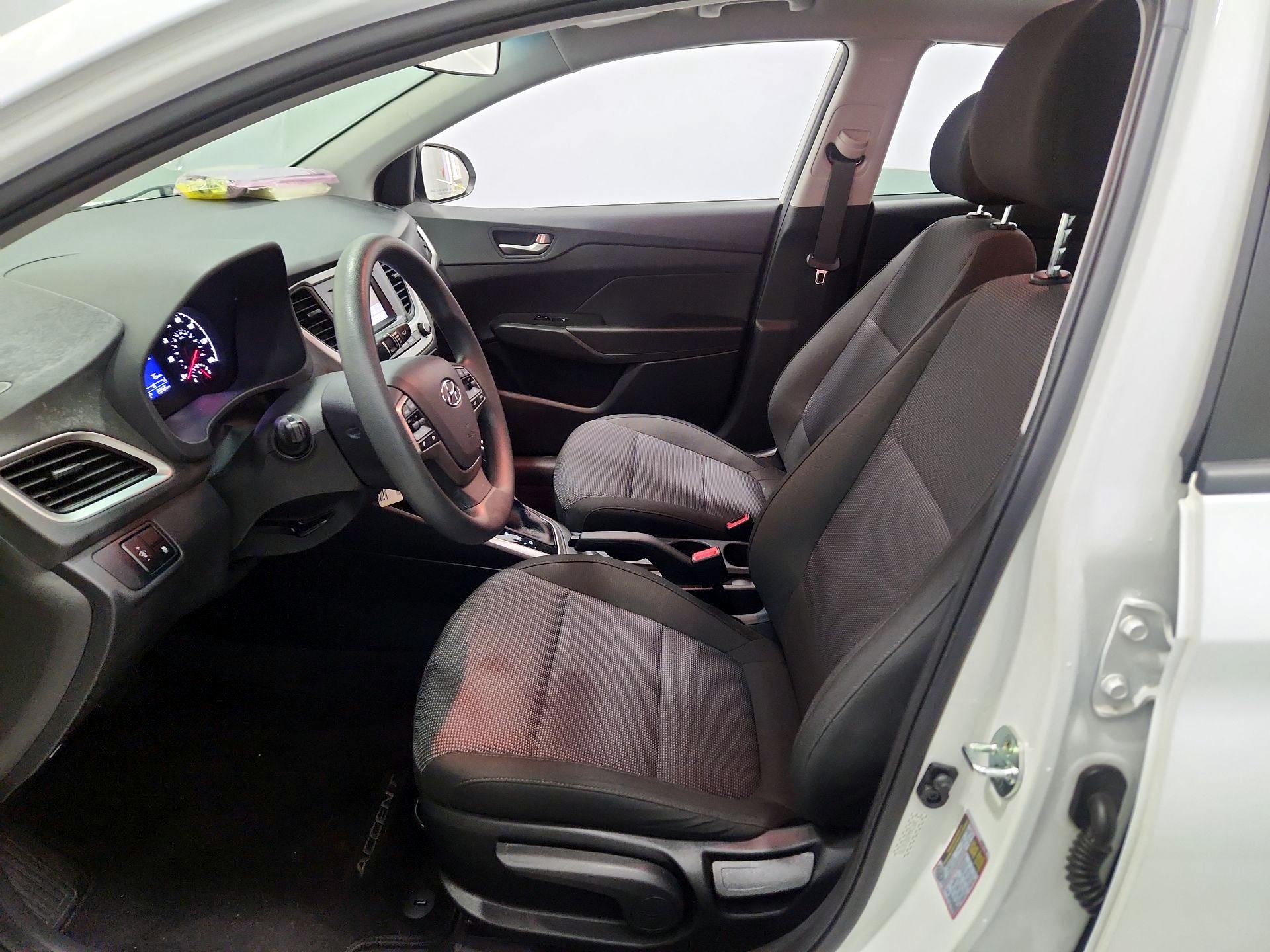 Thumbnail: 2022 Hyundai Accent - 11