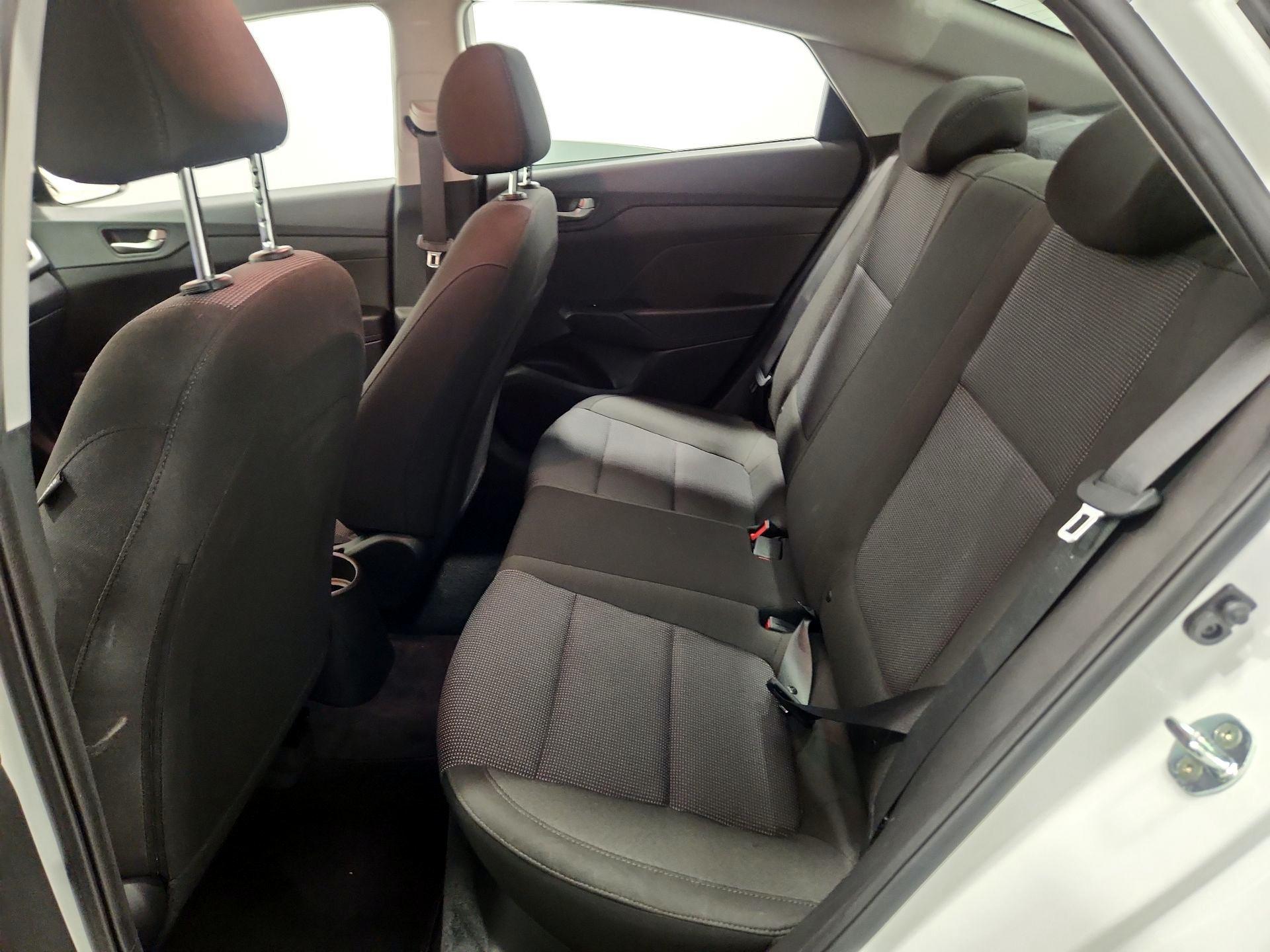 Thumbnail: 2022 Hyundai Accent - 19