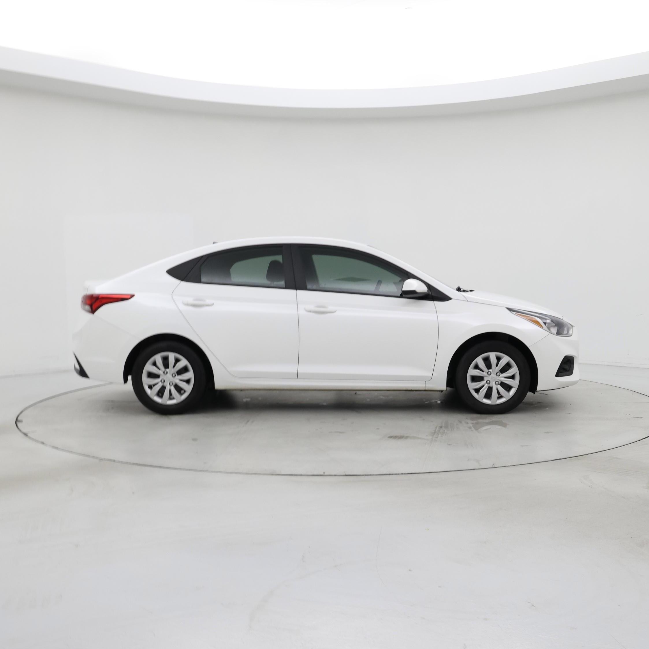 Thumbnail: 2022 Hyundai Accent - 7