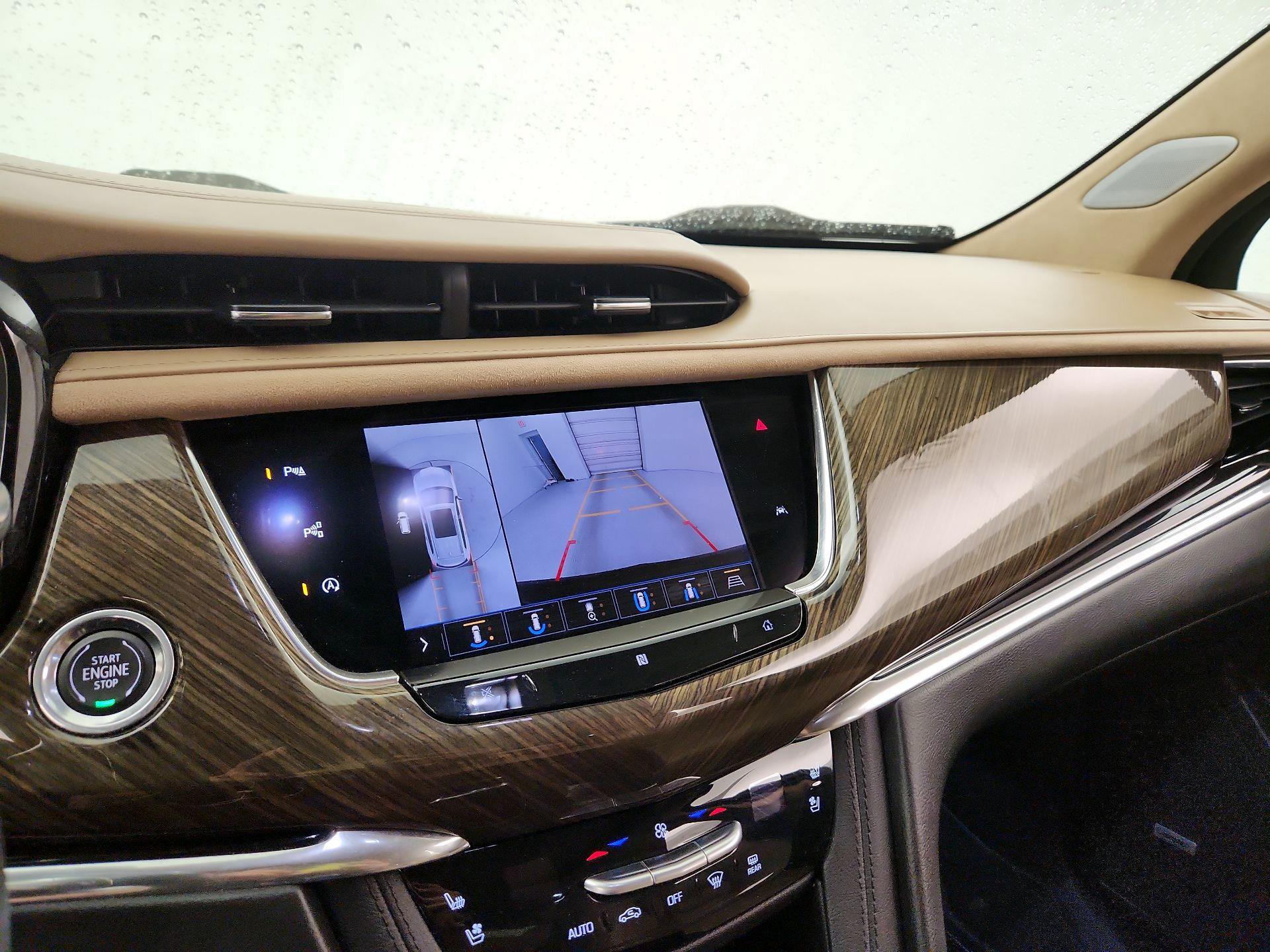 Thumbnail: 2020 Cadillac XT6 - 15