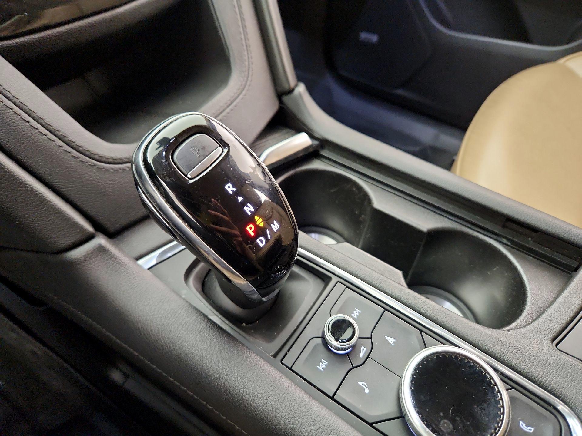 Thumbnail: 2020 Cadillac XT6 - 18