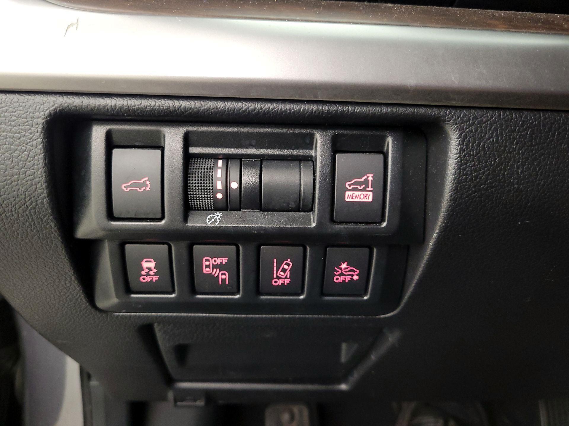 Thumbnail: 2018 Subaru Outback - 13