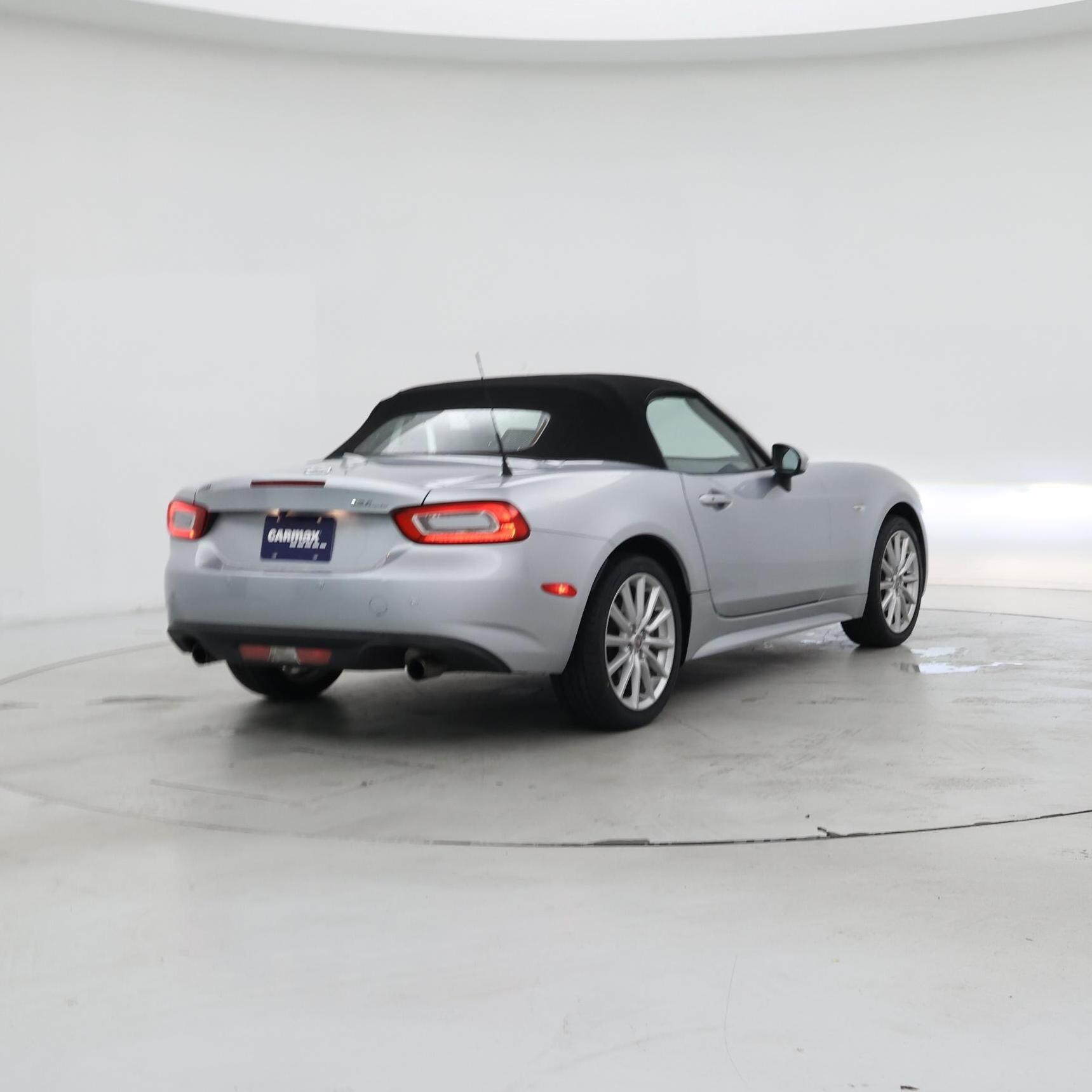 Thumbnail: 2020 Fiat 124 Spider - 8