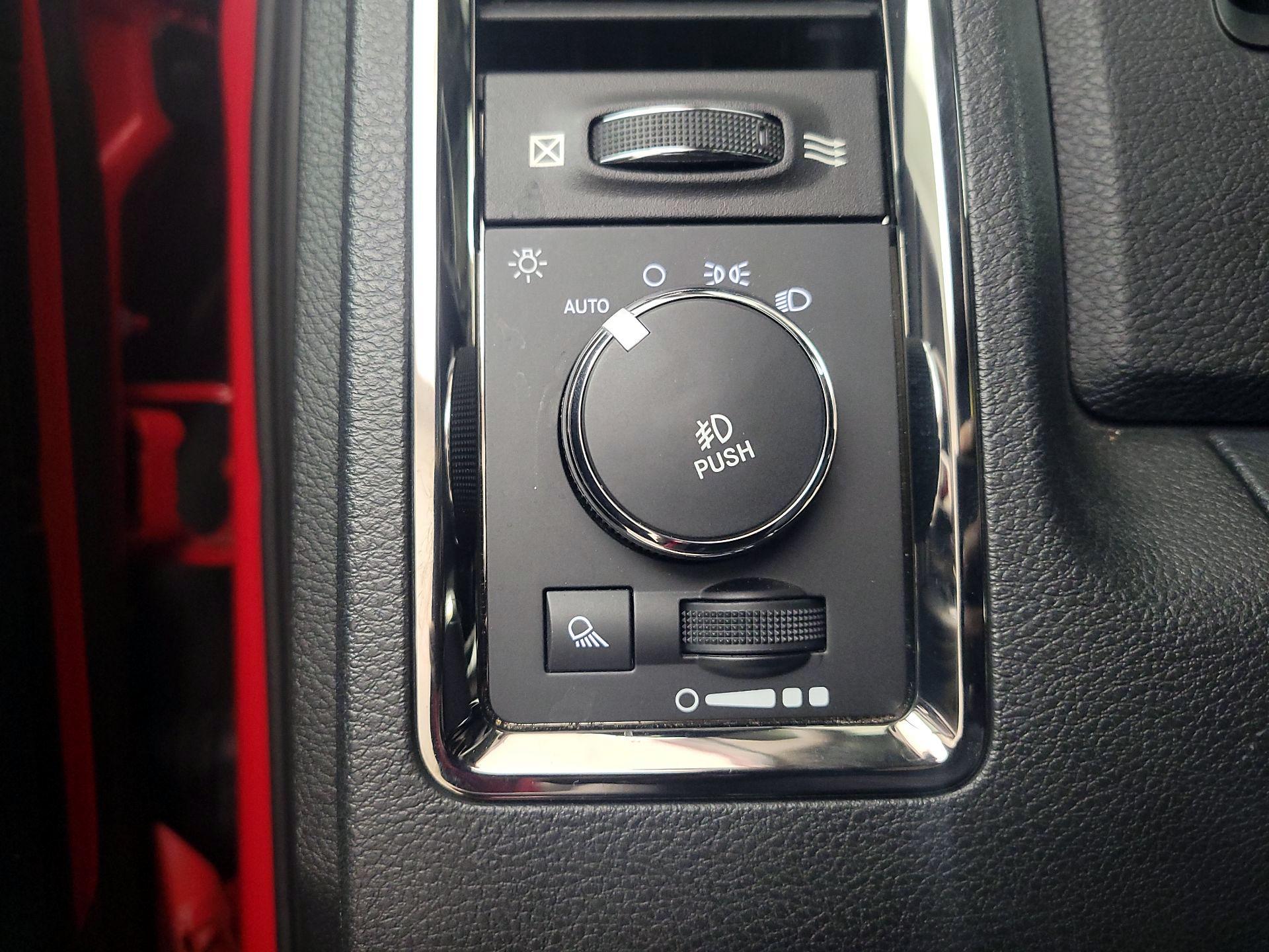 Thumbnail: 2016 RAM 1500 - 13
