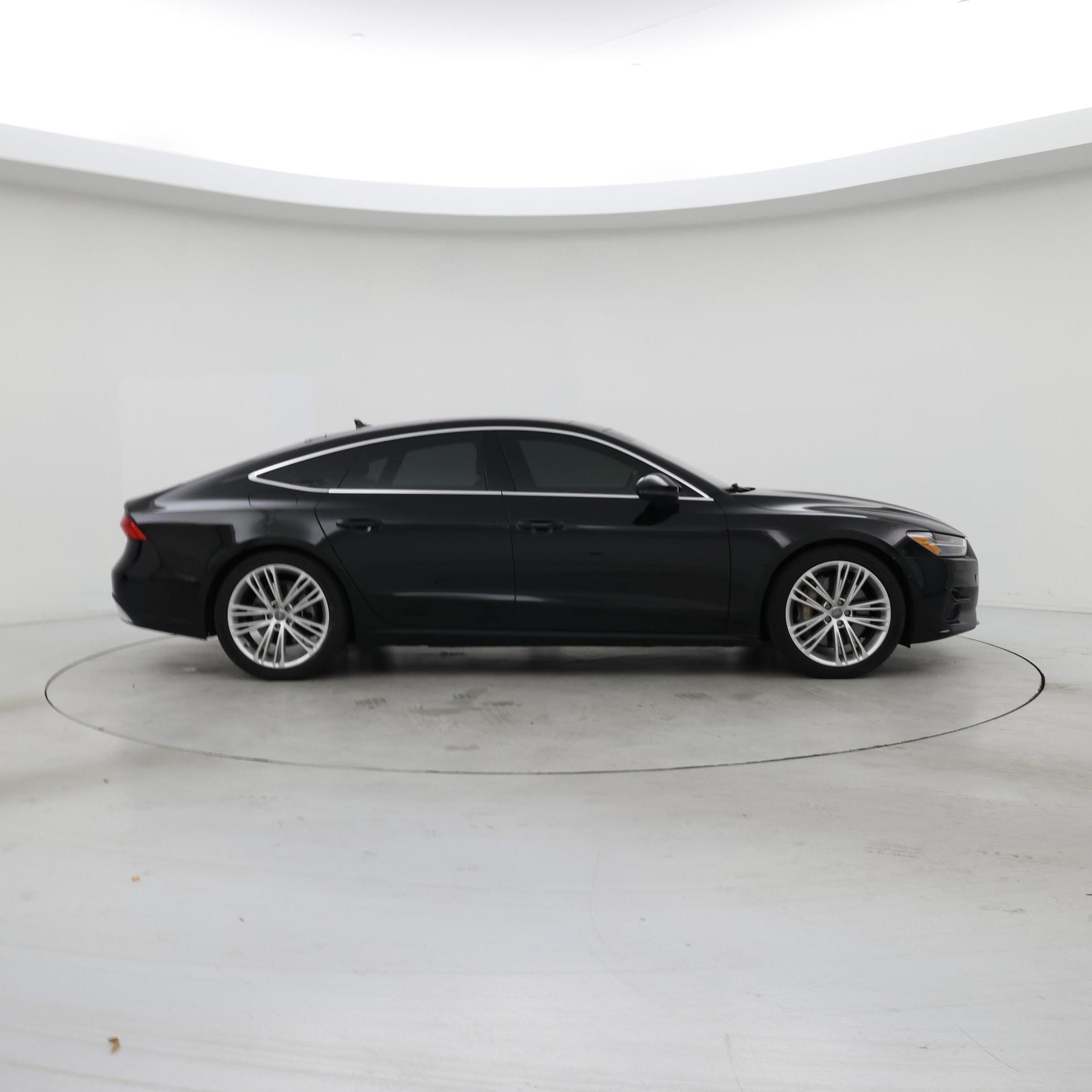 Thumbnail: 2020 Audi A7 - 7