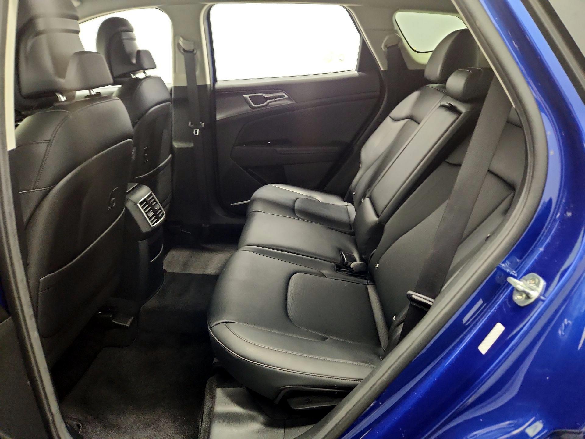 Thumbnail: 2023 Kia Sportage - 20