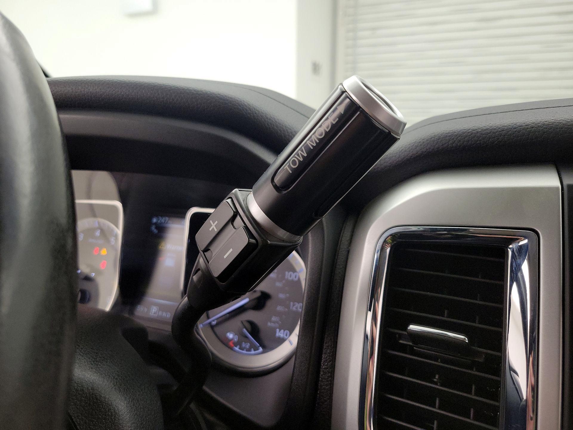 Thumbnail: 2018 Nissan Titan - 18