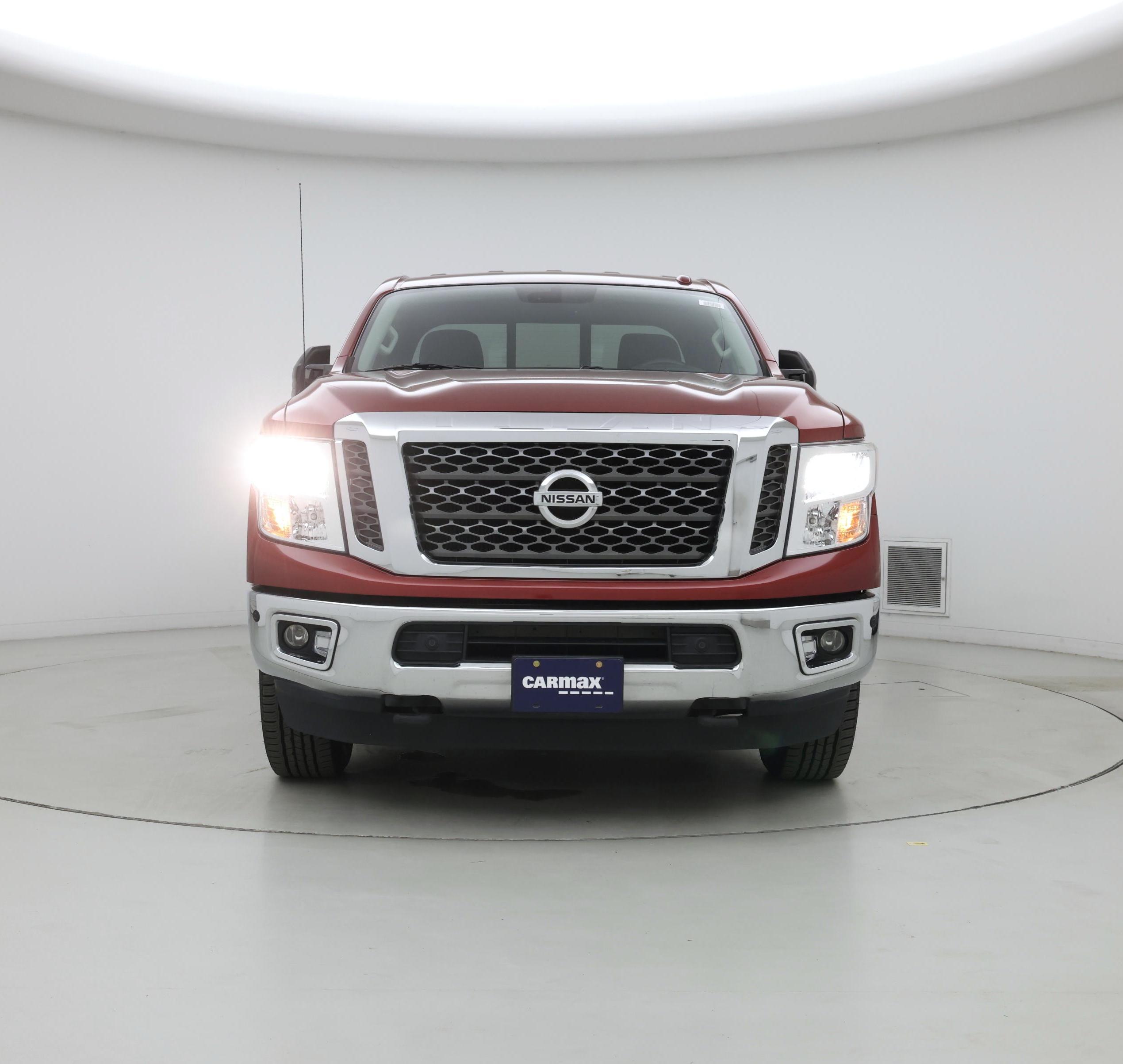 Thumbnail: 2018 Nissan Titan - 5