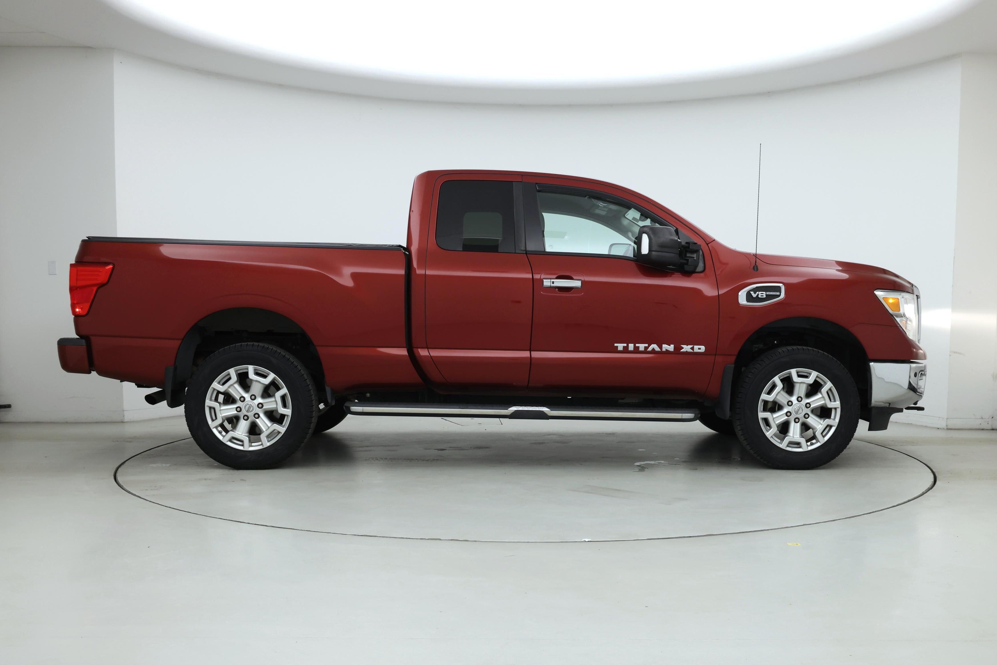 Thumbnail: 2018 Nissan Titan - 7