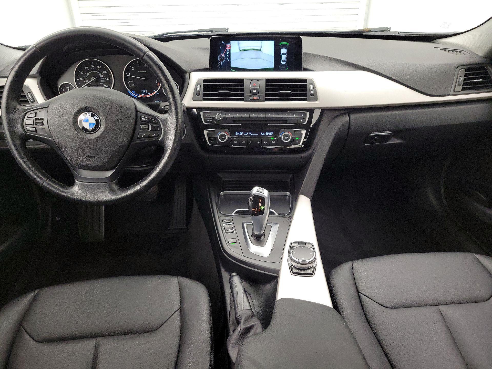 Thumbnail: 2016 BMW 3 Series - 9