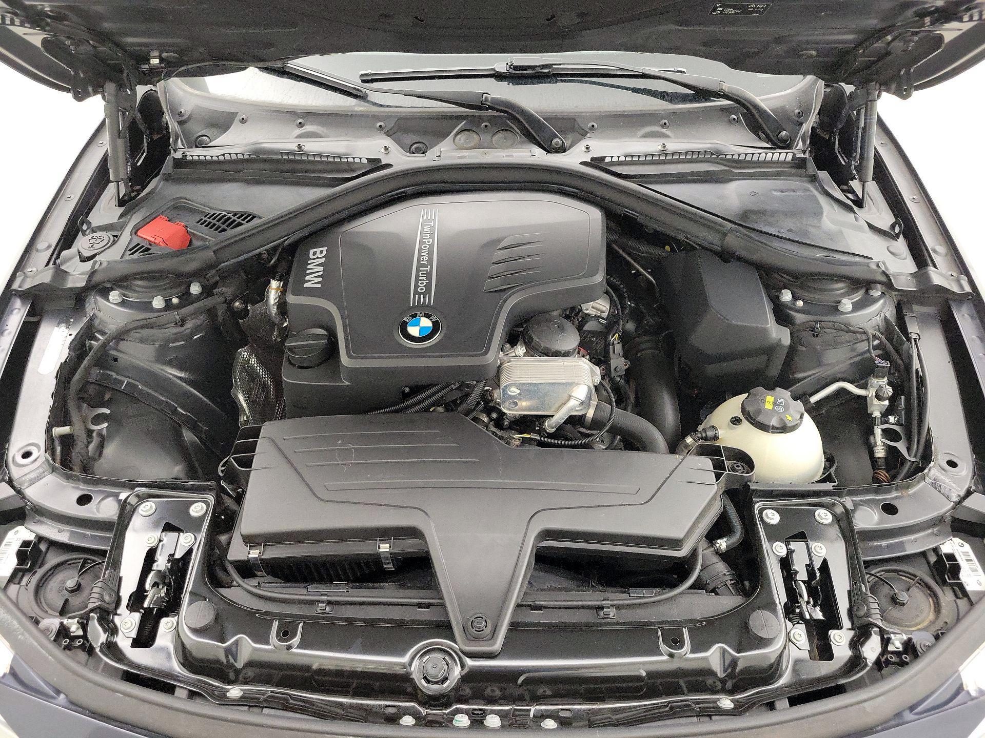 Thumbnail: 2016 BMW 3 Series - 20