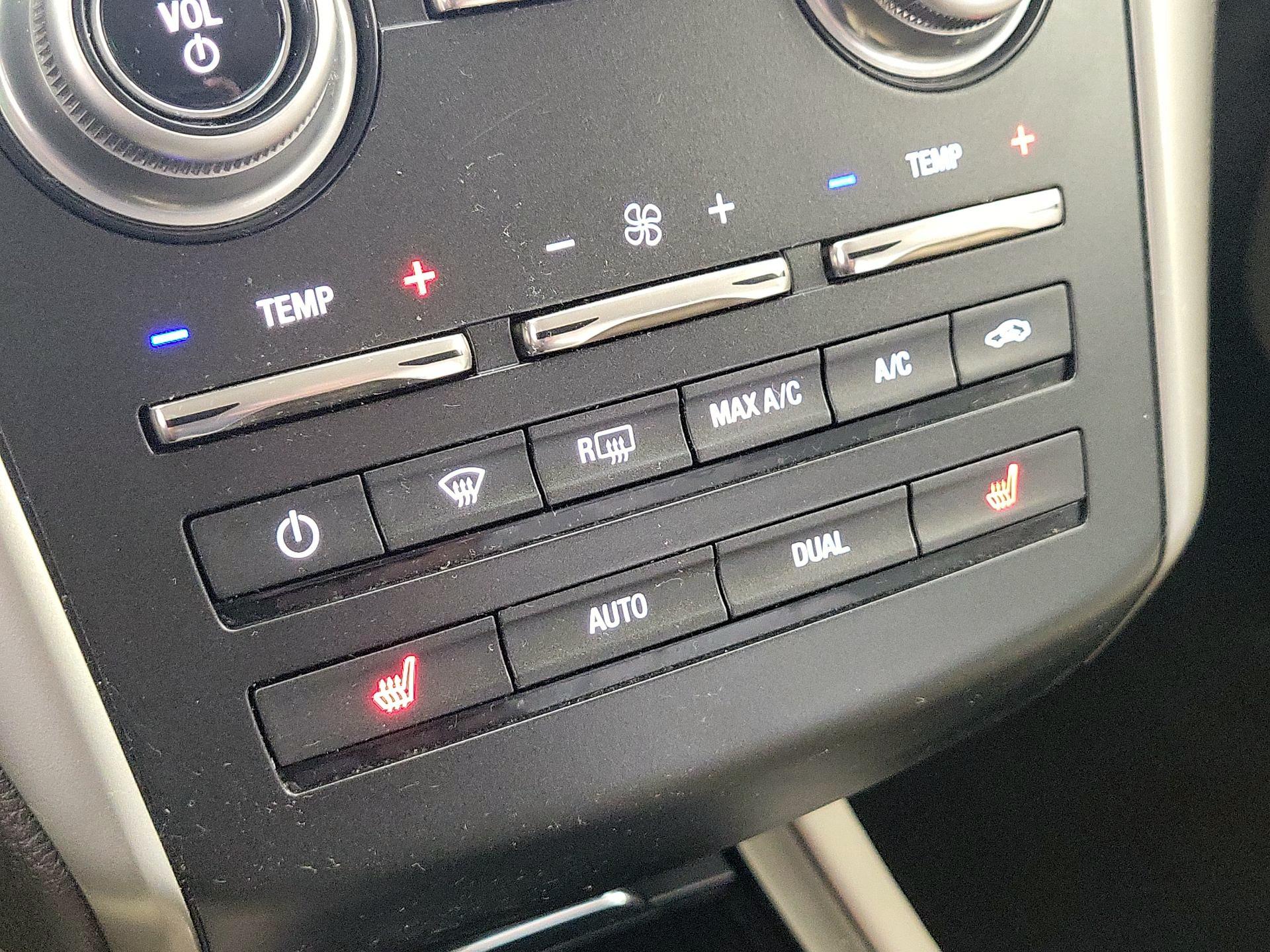 Thumbnail: 2017 Lincoln MKC - 16