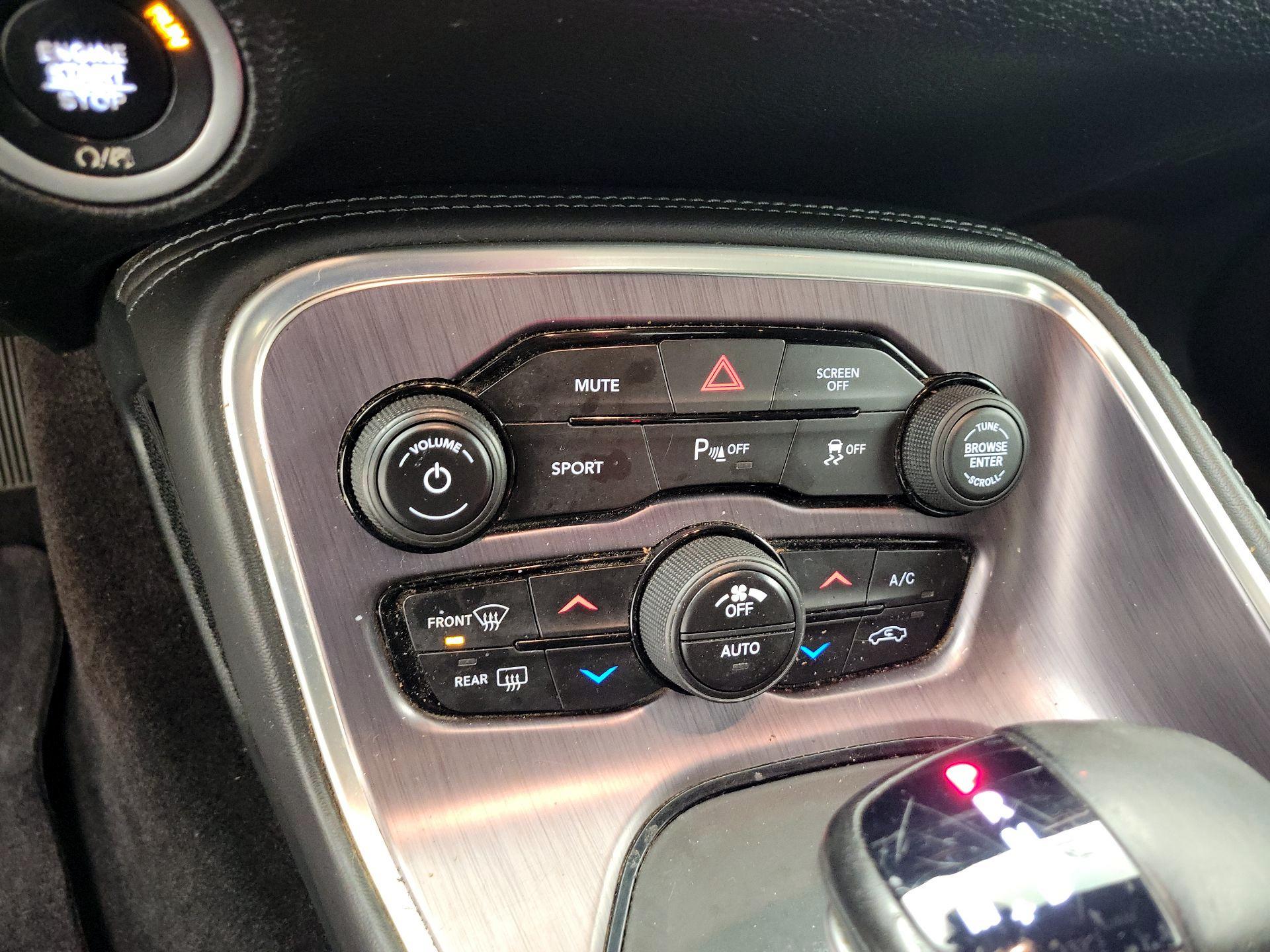 Thumbnail: 2018 Dodge Challenger - 16