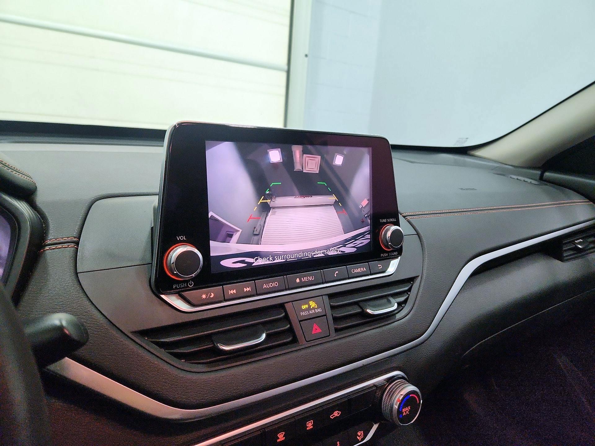 Thumbnail: 2020 Nissan Altima - 14