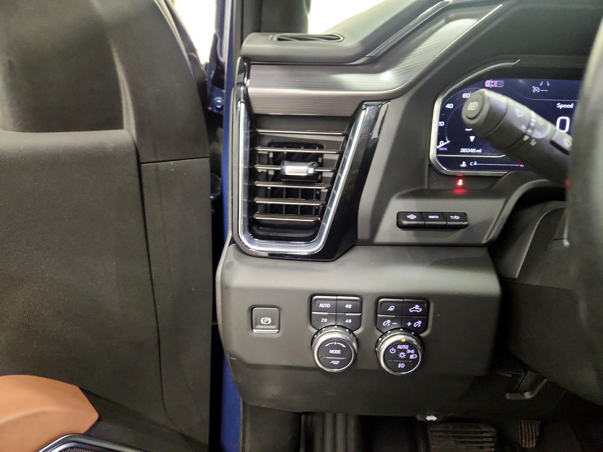 Thumbnail: 2025 GMC Sierra 2500 - 13