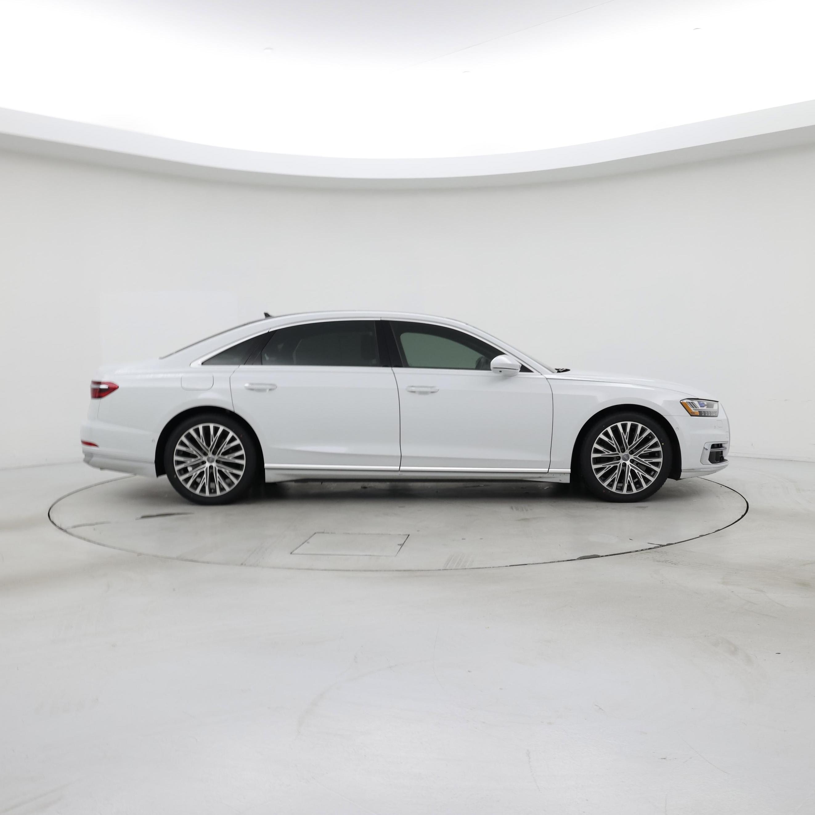 Thumbnail: 2020 Audi A8 - 7