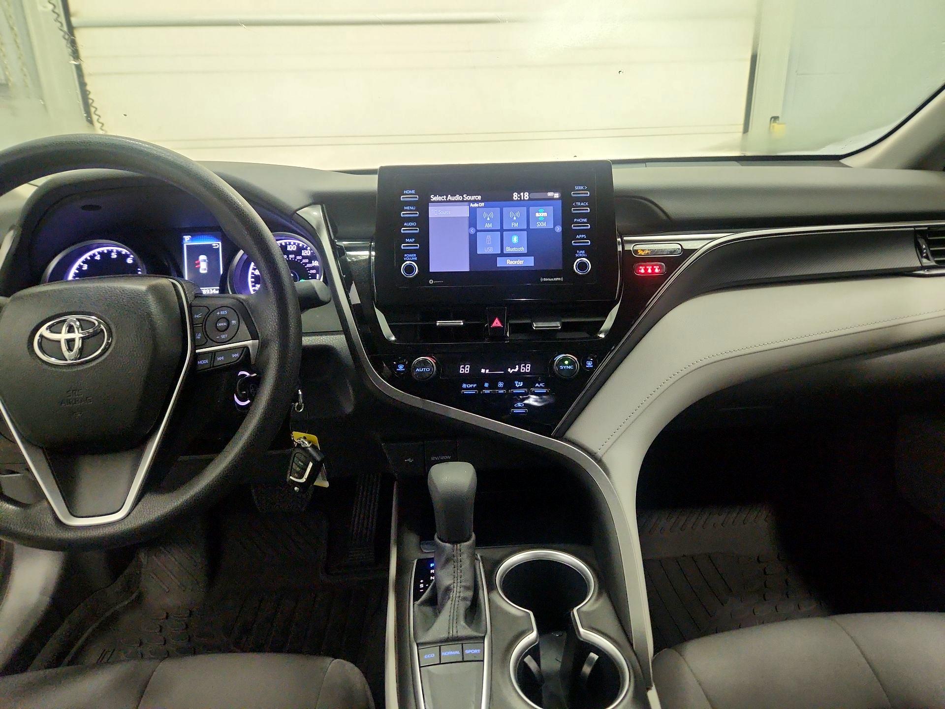 Thumbnail: 2022 Toyota Camry - 9