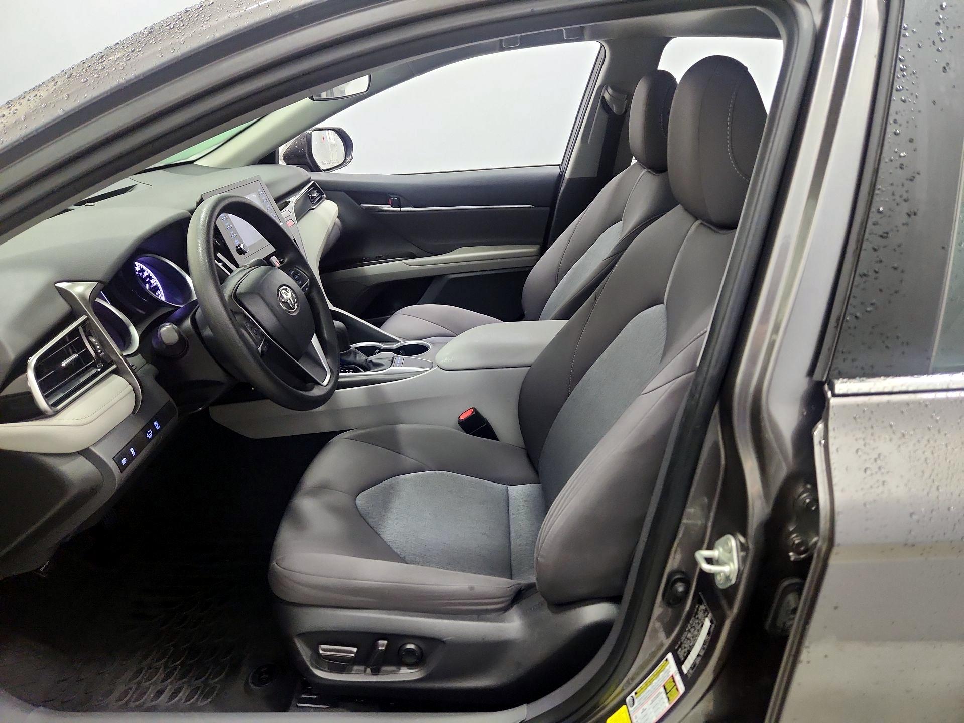 Thumbnail: 2022 Toyota Camry - 11