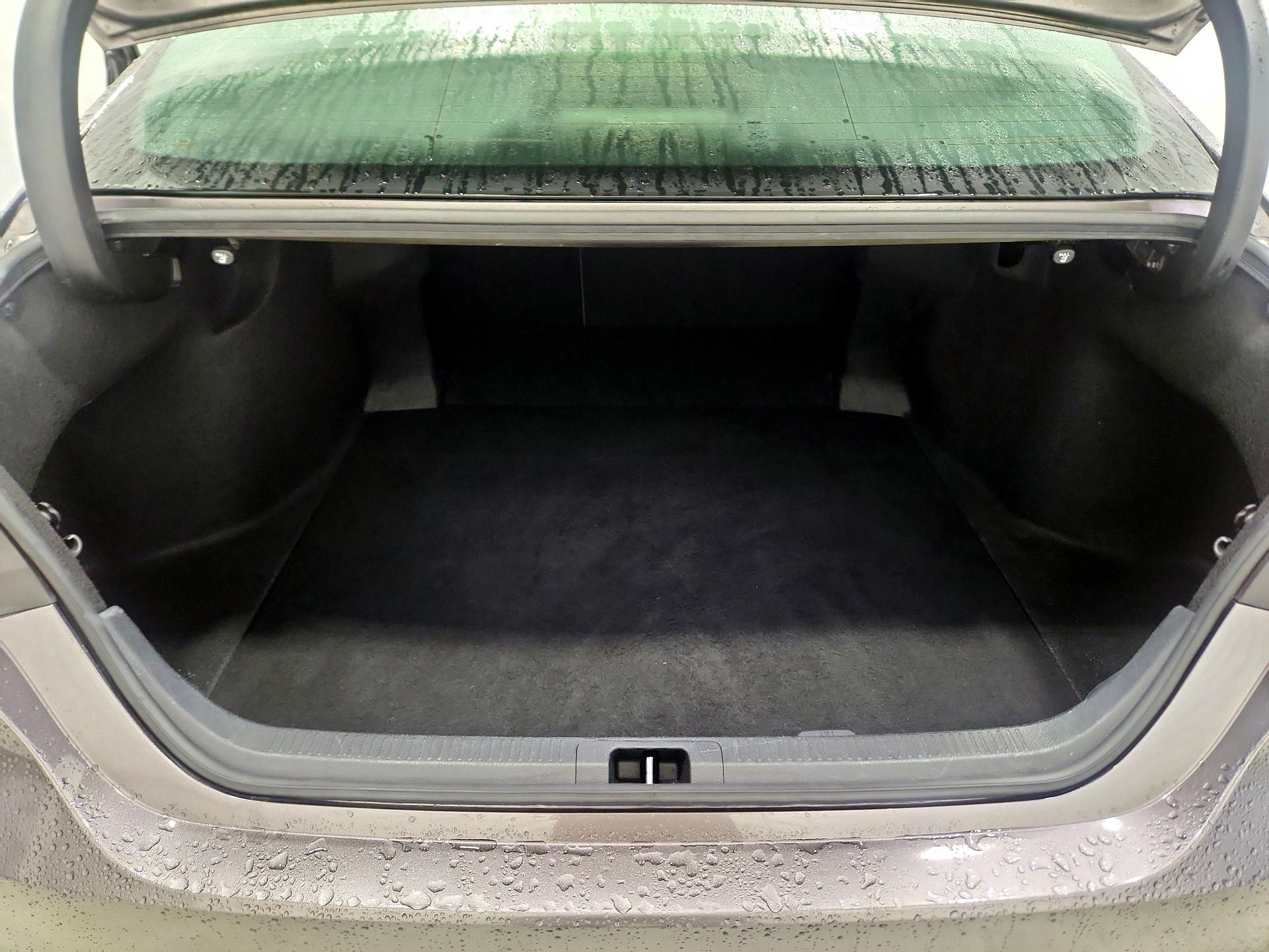 Thumbnail: 2022 Toyota Camry - 20