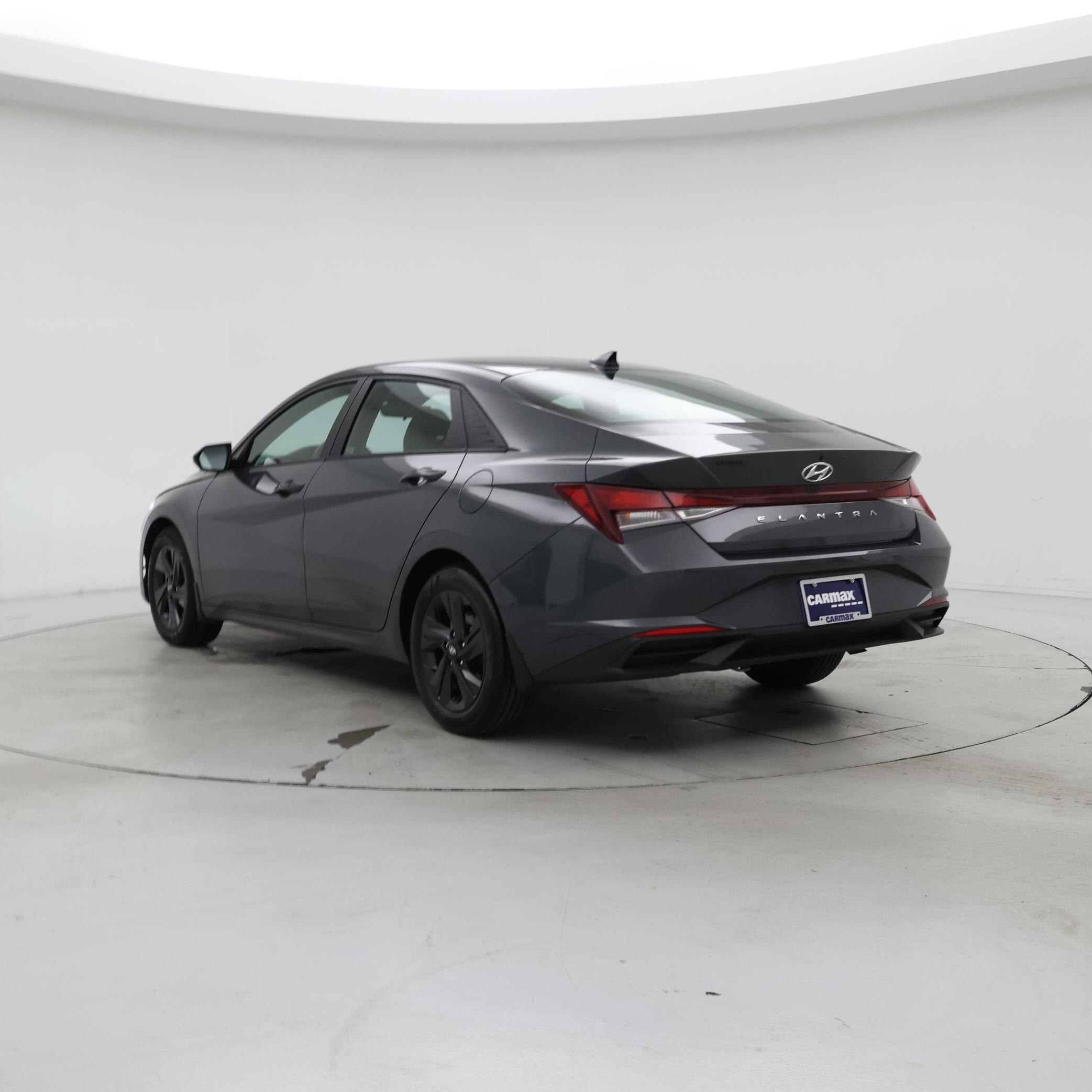 Thumbnail: 2023 Hyundai Elantra - 2