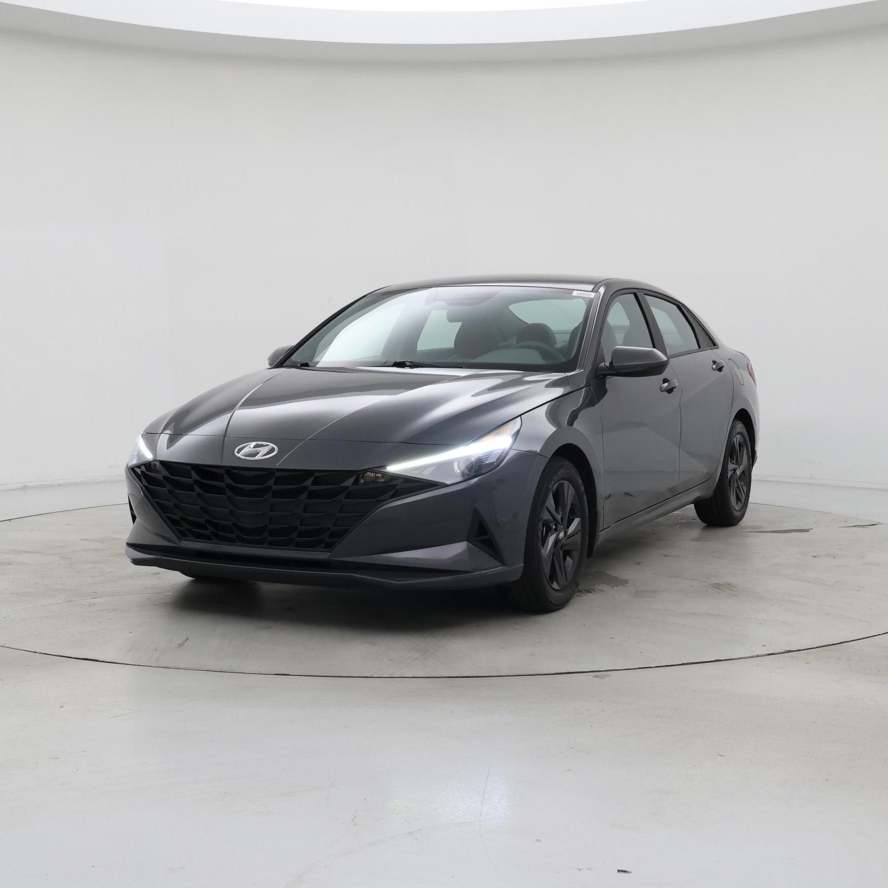 Thumbnail: 2023 Hyundai Elantra - 4