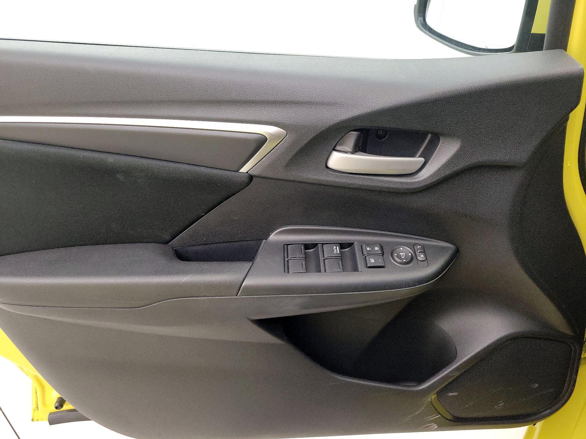 Thumbnail: 2015 Honda Fit - 12