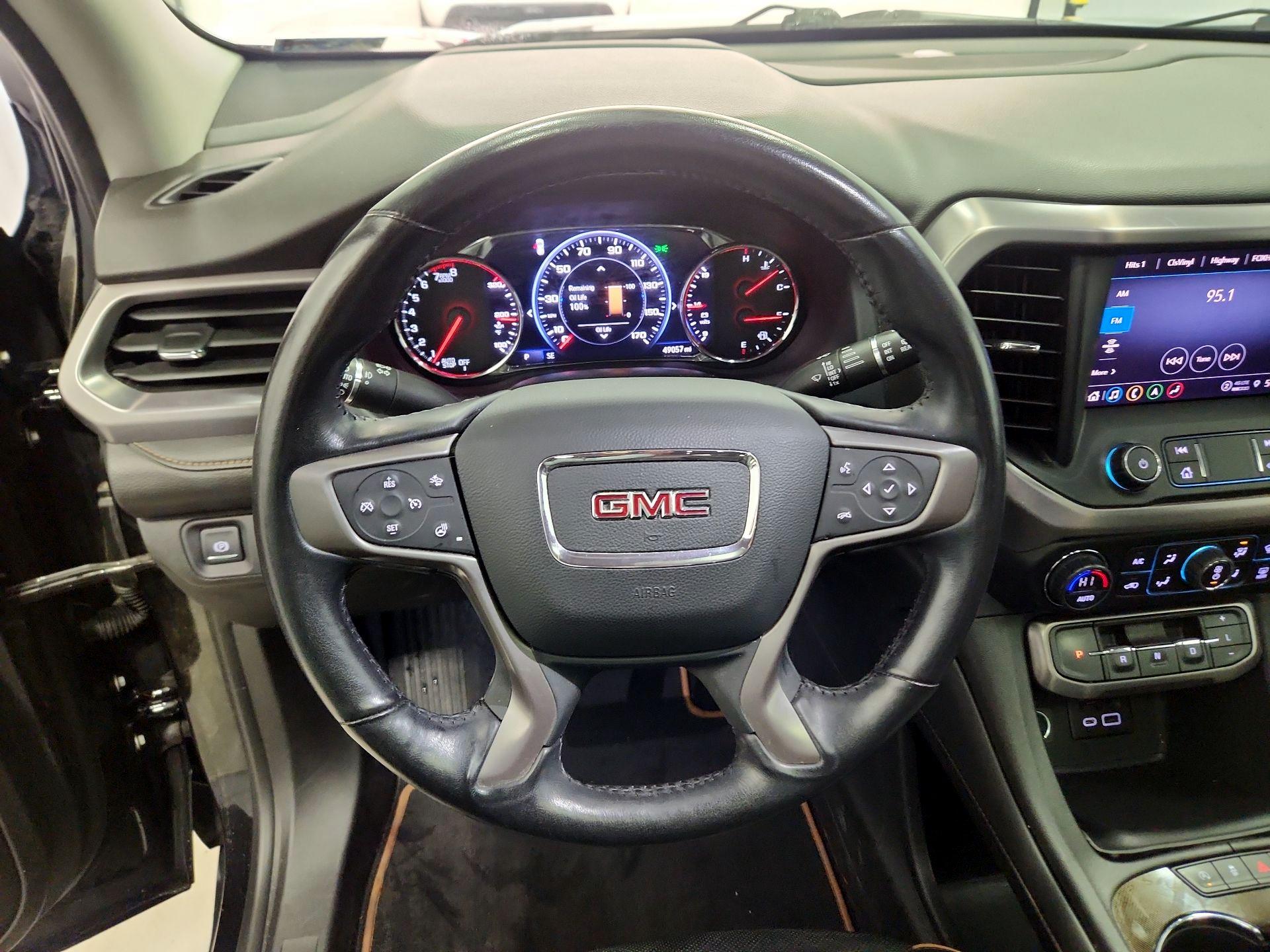 Thumbnail: 2022 GMC Acadia - 10