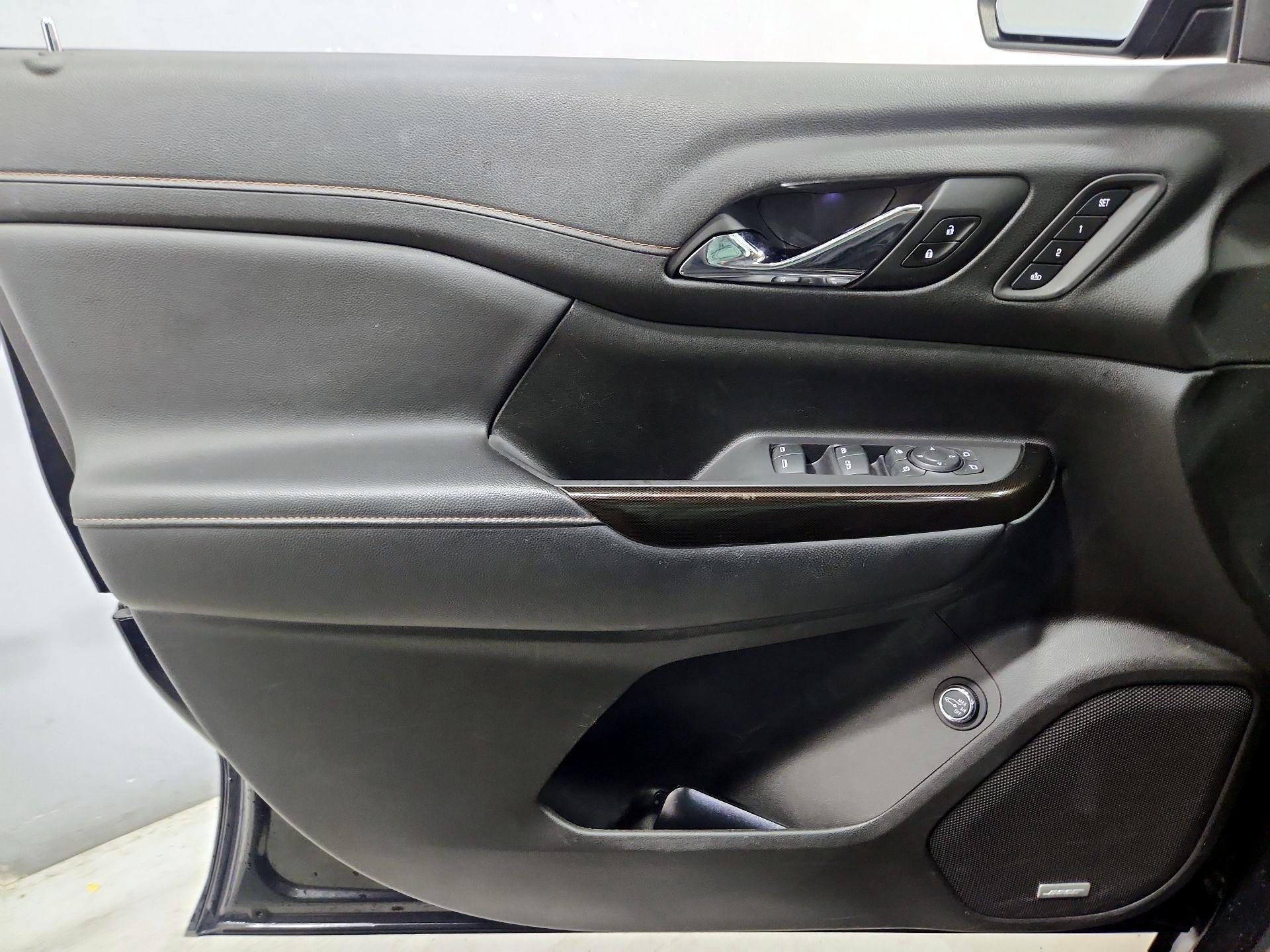 Thumbnail: 2022 GMC Acadia - 12