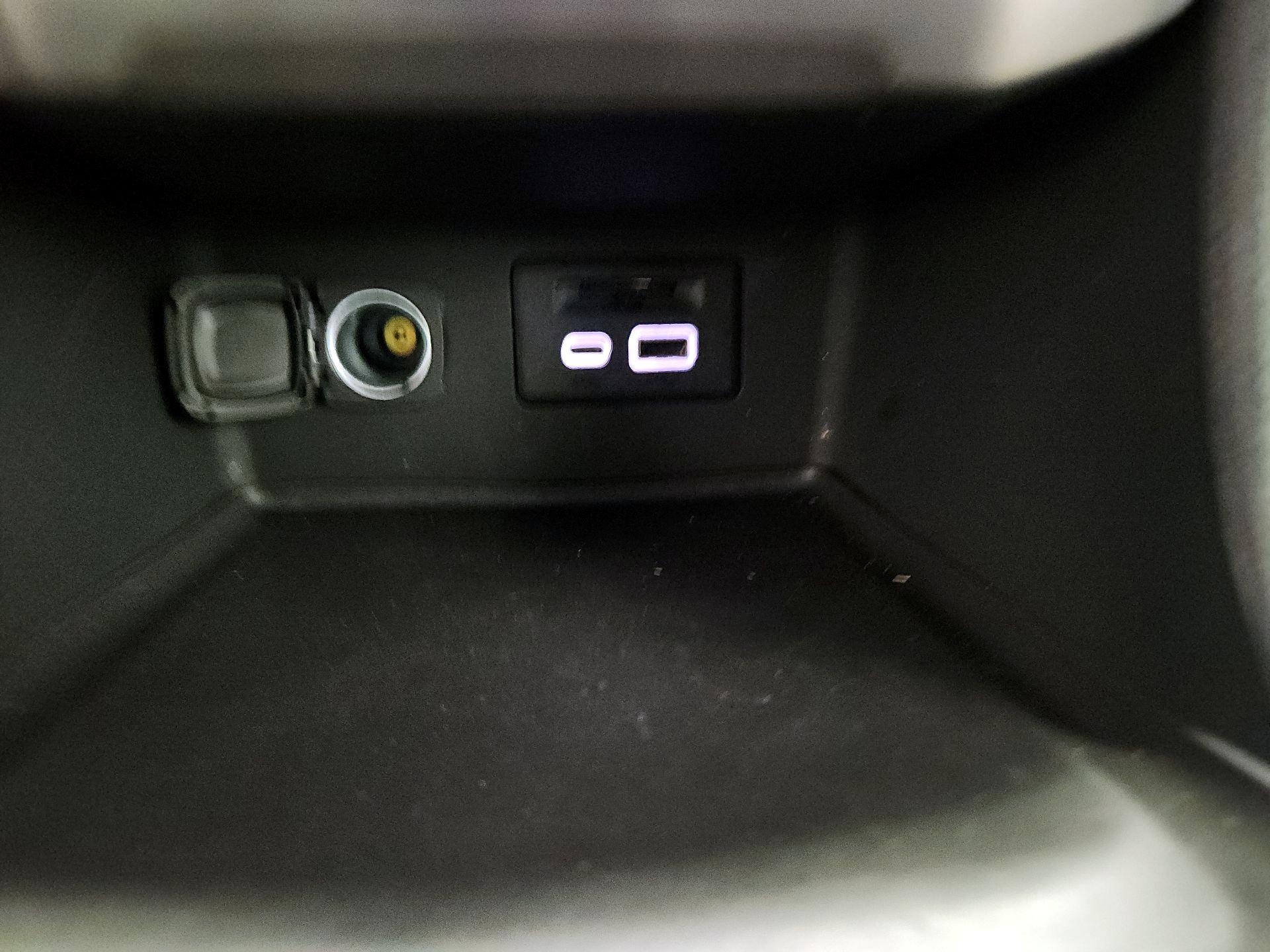 Thumbnail: 2022 GMC Acadia - 18