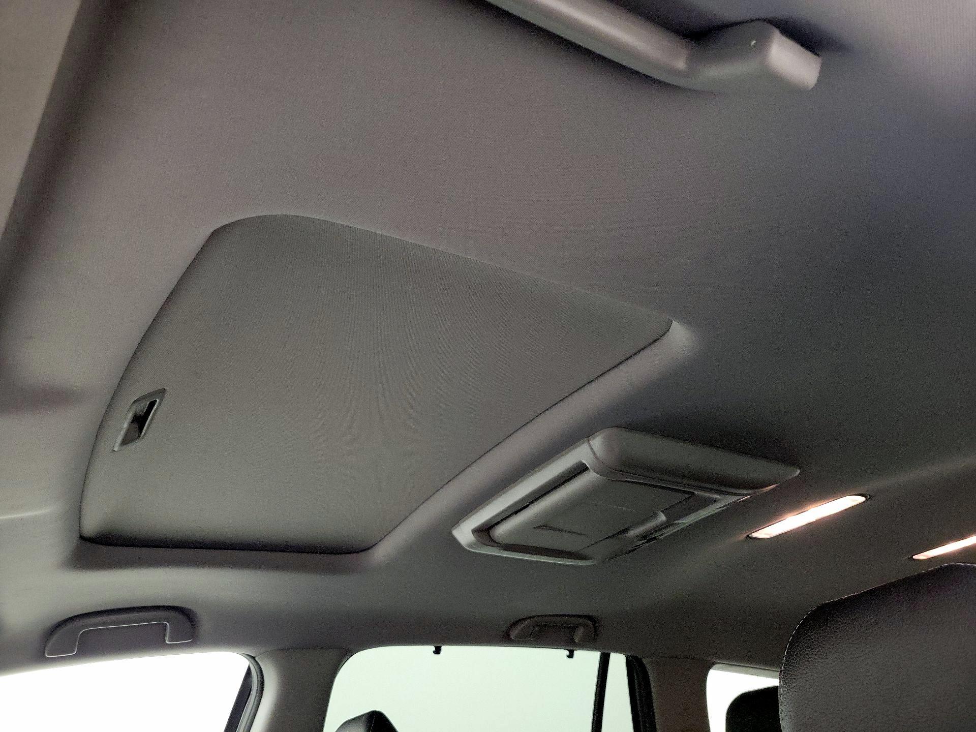 Thumbnail: 2017 Honda Pilot - 20