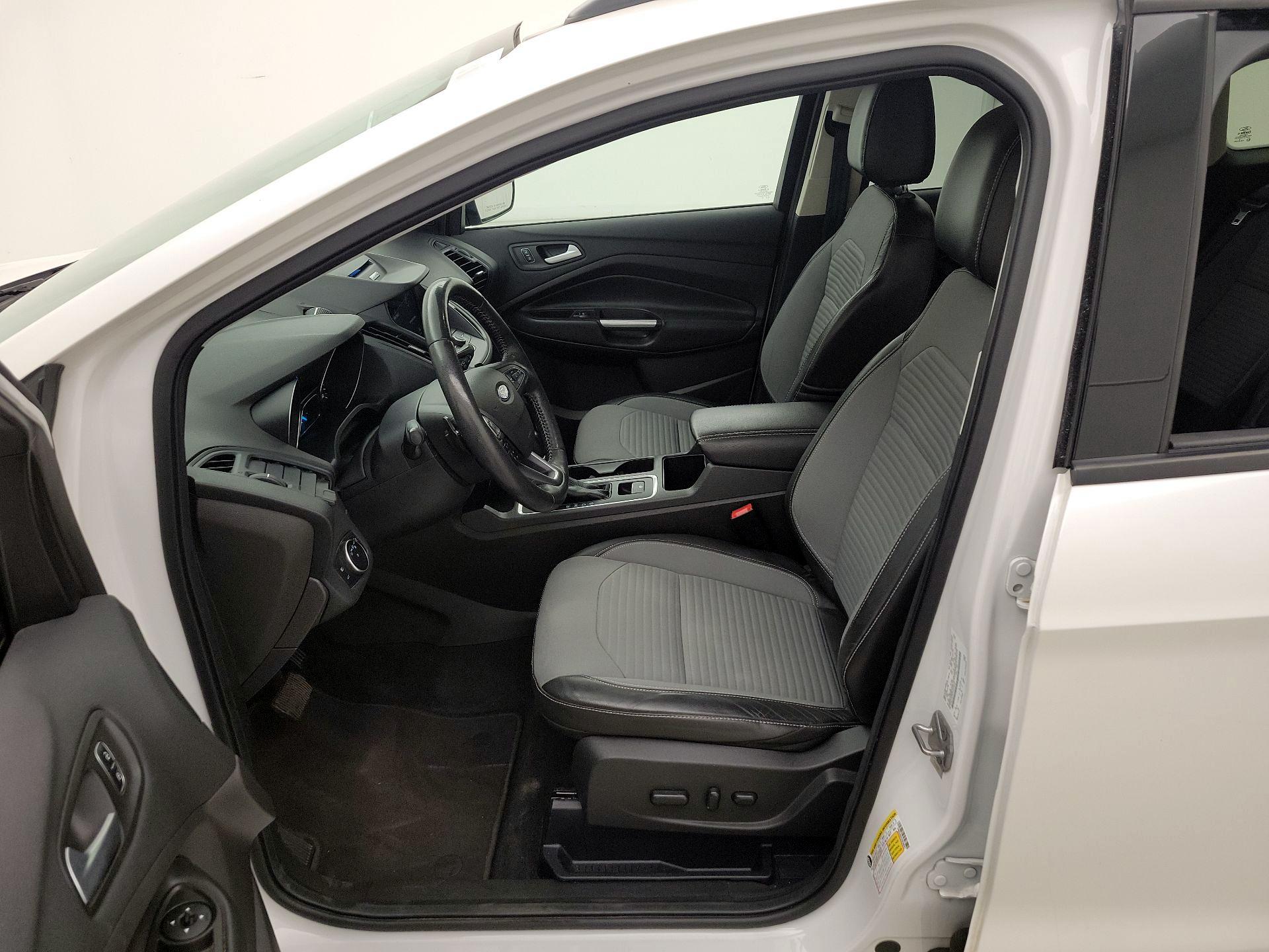 Thumbnail: 2017 Ford Escape - 11